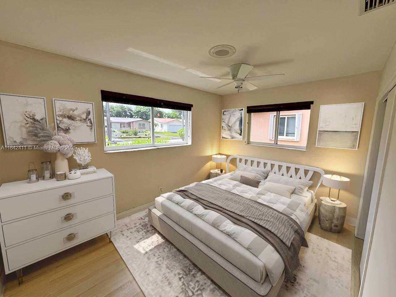 Small Image of 2030 NORTH 54TH AVE, Hollywood Number 7