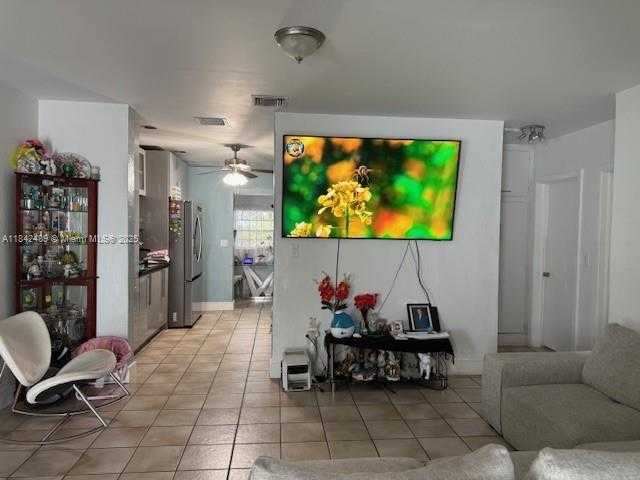 Small Image of 1571 NORTH EAST 11TH ST, Homestead Number 4