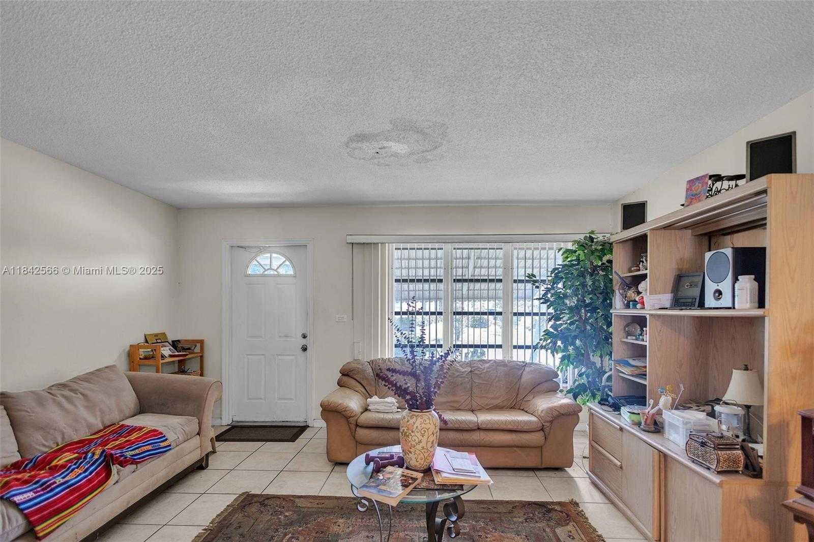 Small Image of 4906 NORTH WEST 53RD CT, Tamarac Number 15
