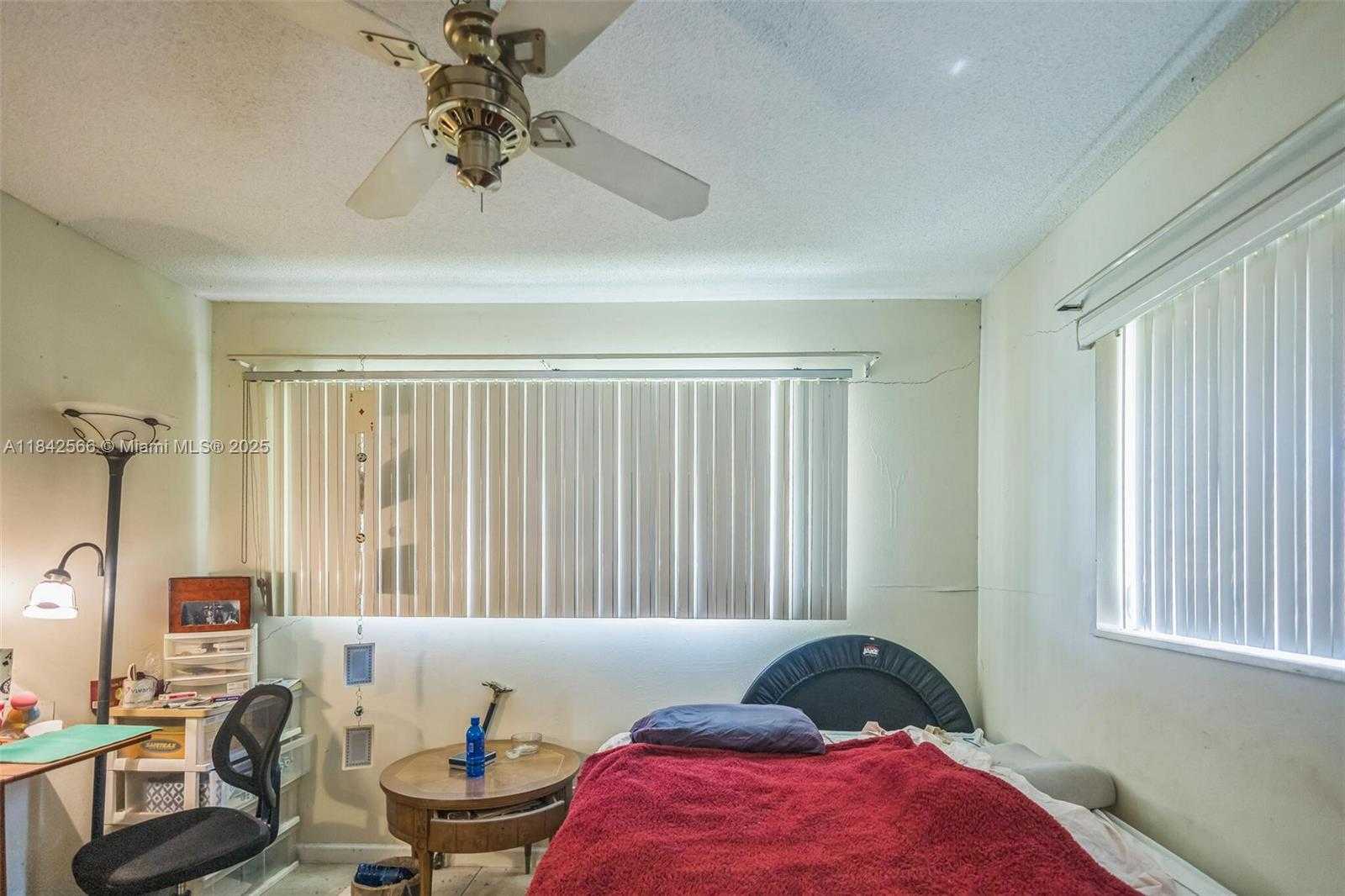 Small Image of 4906 NORTH WEST 53RD CT, Tamarac Number 17