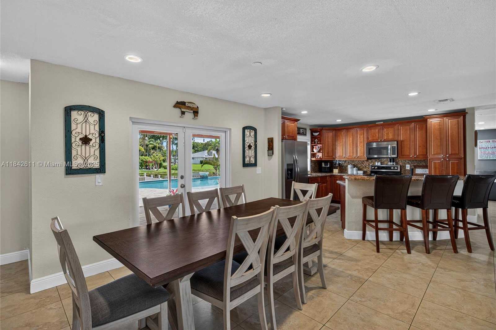 Small Image of 10751 SOUTH WEST 26TH CT, Davie Number 11