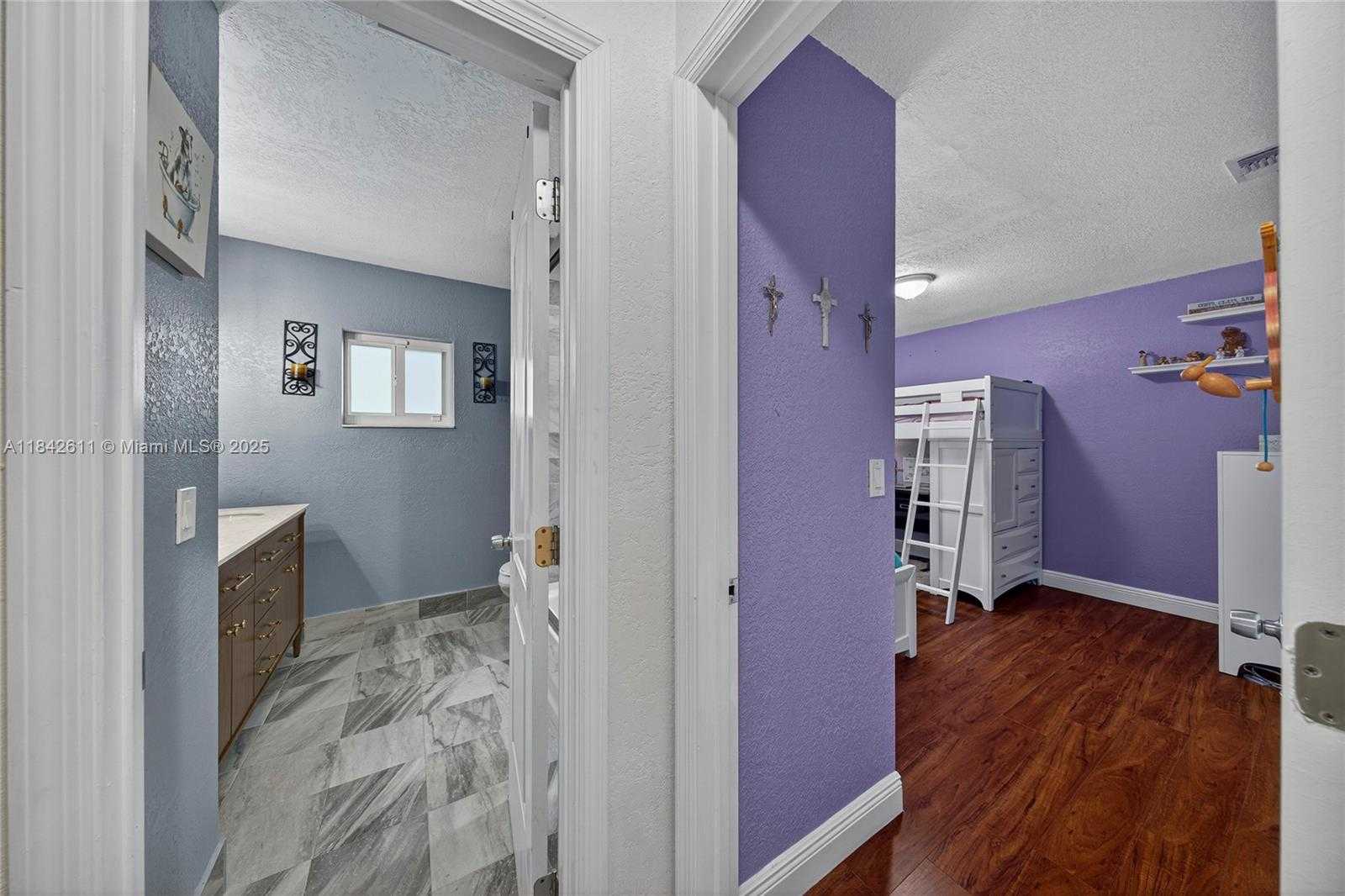 Small Image of 10751 SOUTH WEST 26TH CT, Davie Number 29