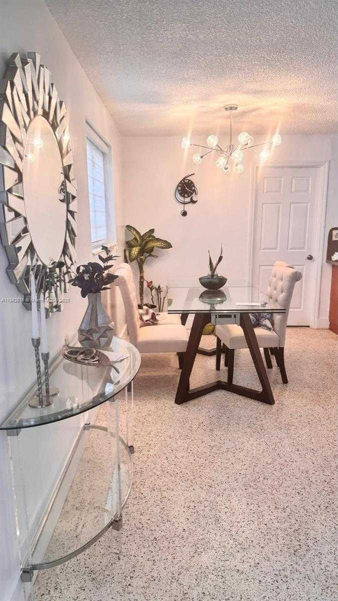 Small Image of 125 WEST 14TH ST, Hialeah Number 4