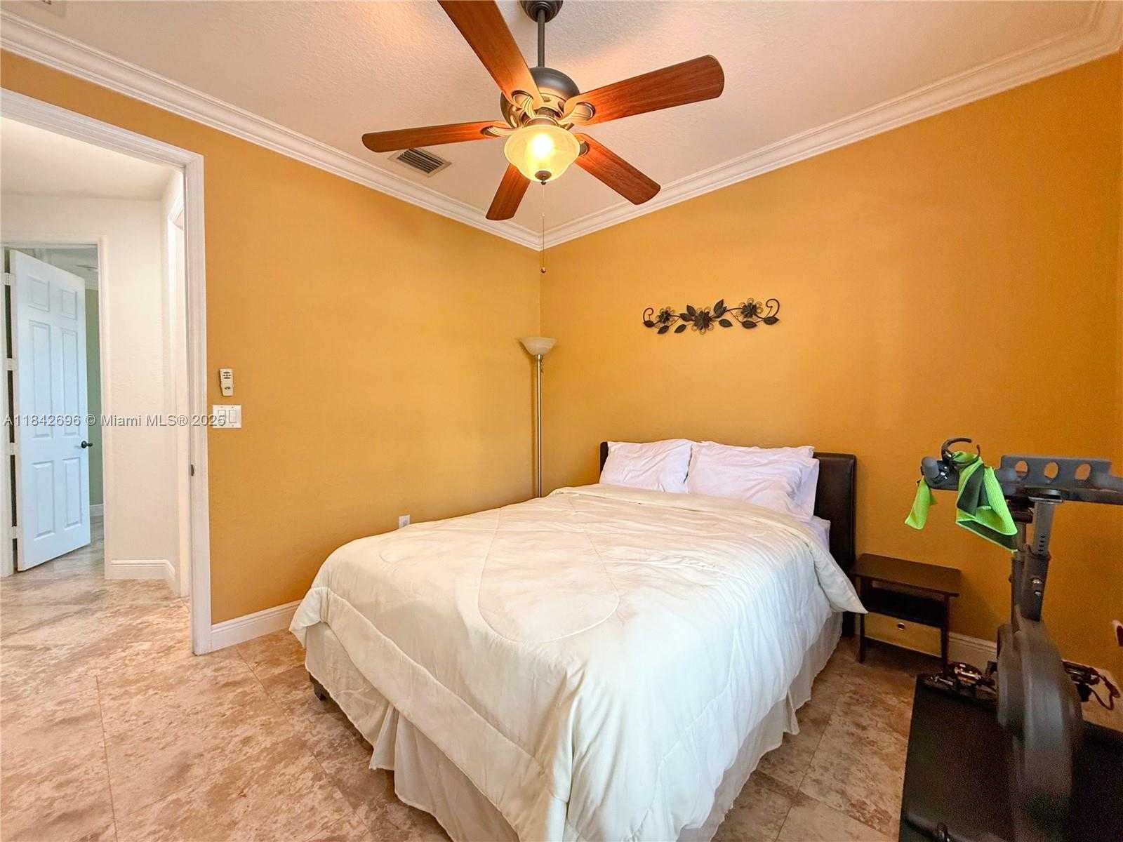 Small Image of 8934 SOUTH WEST 206TH ST, Cutler Bay Number 17