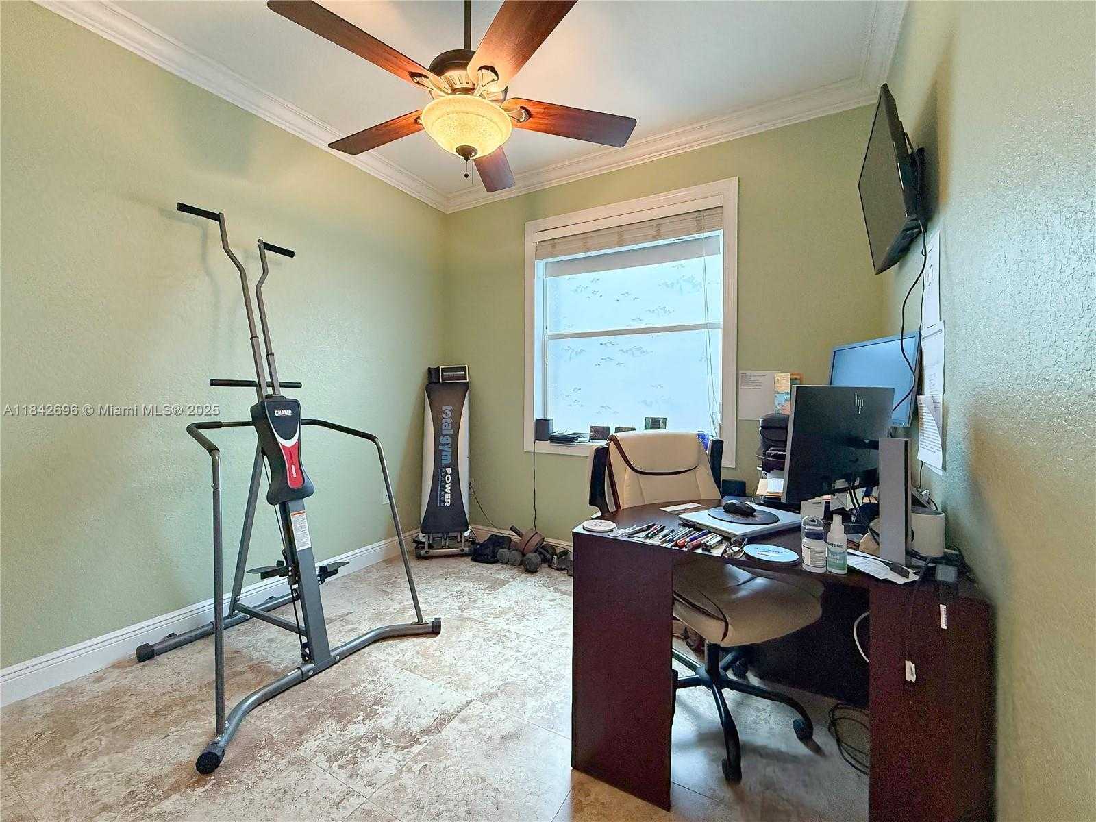 Small Image of 8934 SOUTH WEST 206TH ST, Cutler Bay Number 18