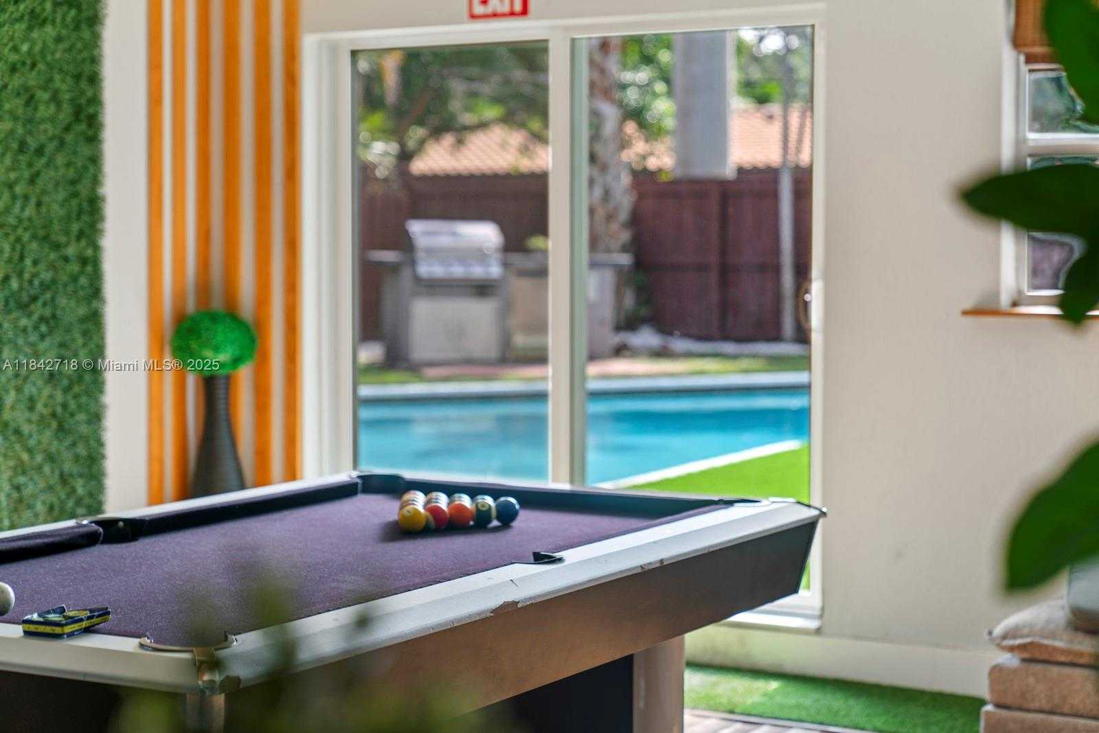 Small Image of 2708 CLEVELAND ST, Hollywood Number 14