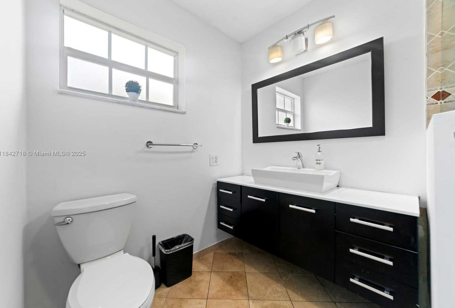 Small Image of 2708 CLEVELAND ST, Hollywood Number 16