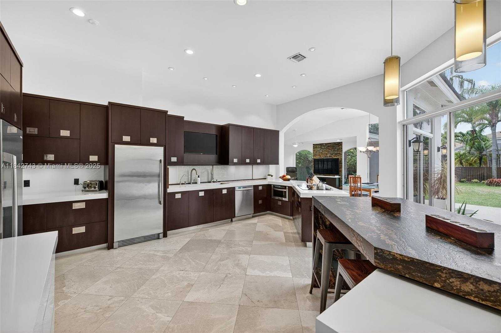Small Image of 1347 GINGER CIR, Weston Number 11