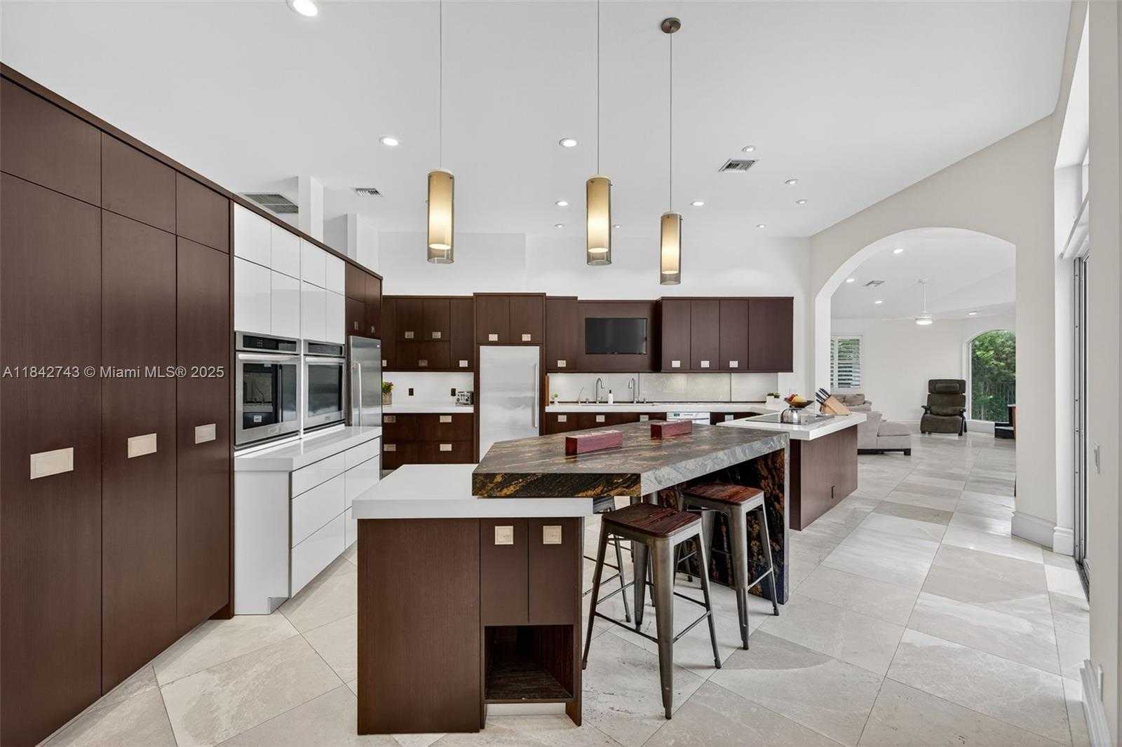 Small Image of 1347 GINGER CIR, Weston Number 12
