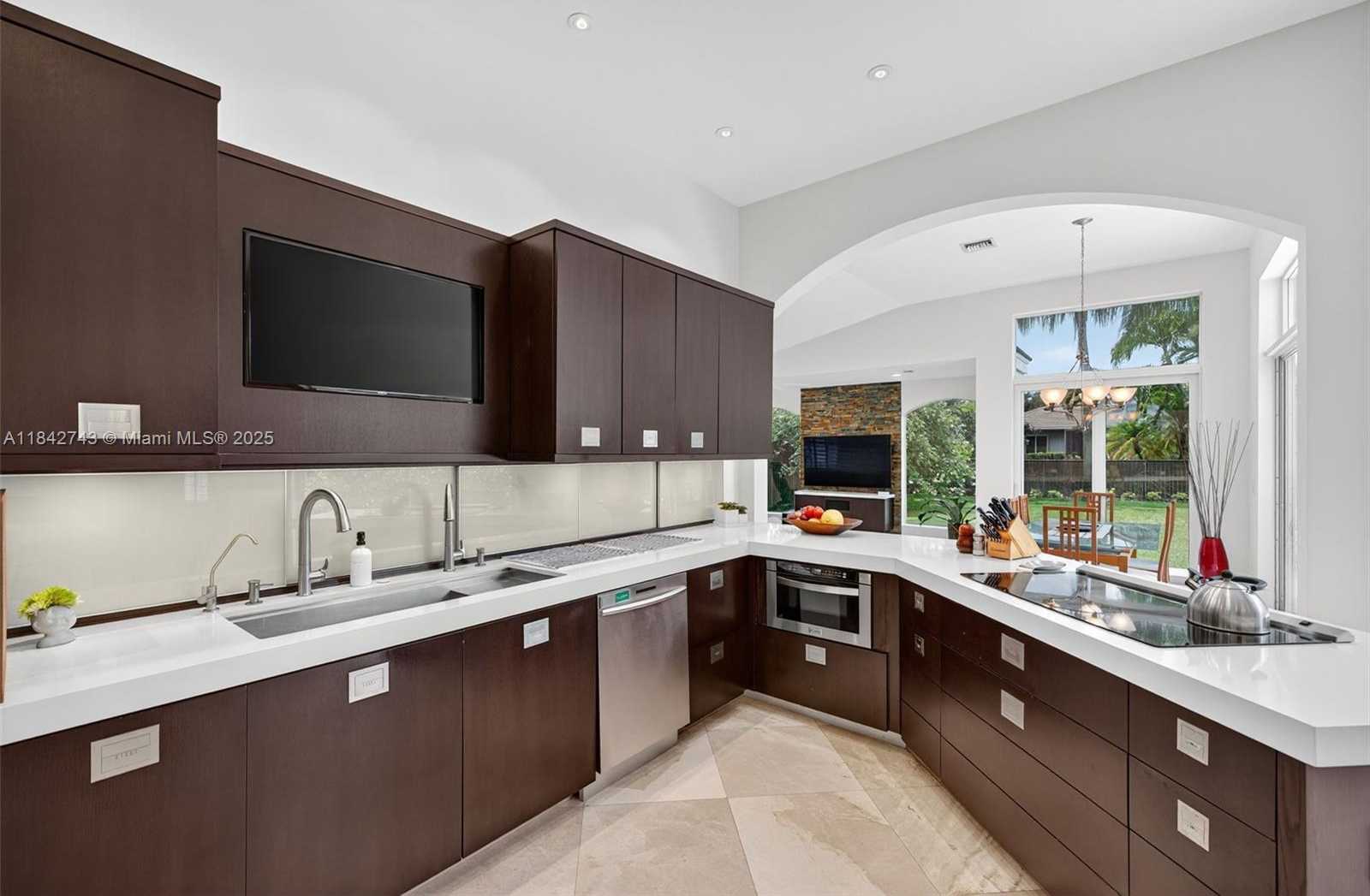 Small Image of 1347 GINGER CIR, Weston Number 23