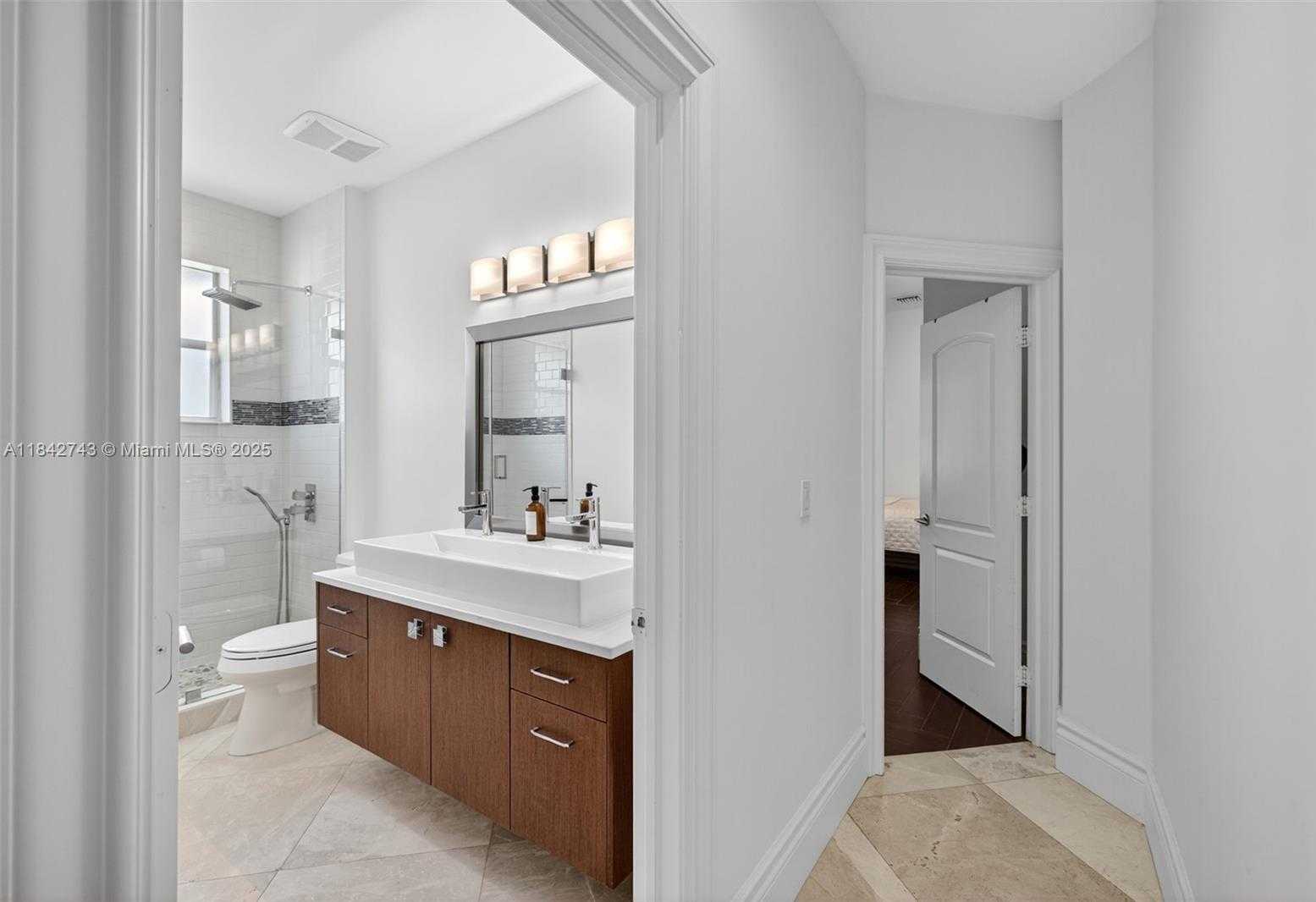 Small Image of 1347 GINGER CIR, Weston Number 48
