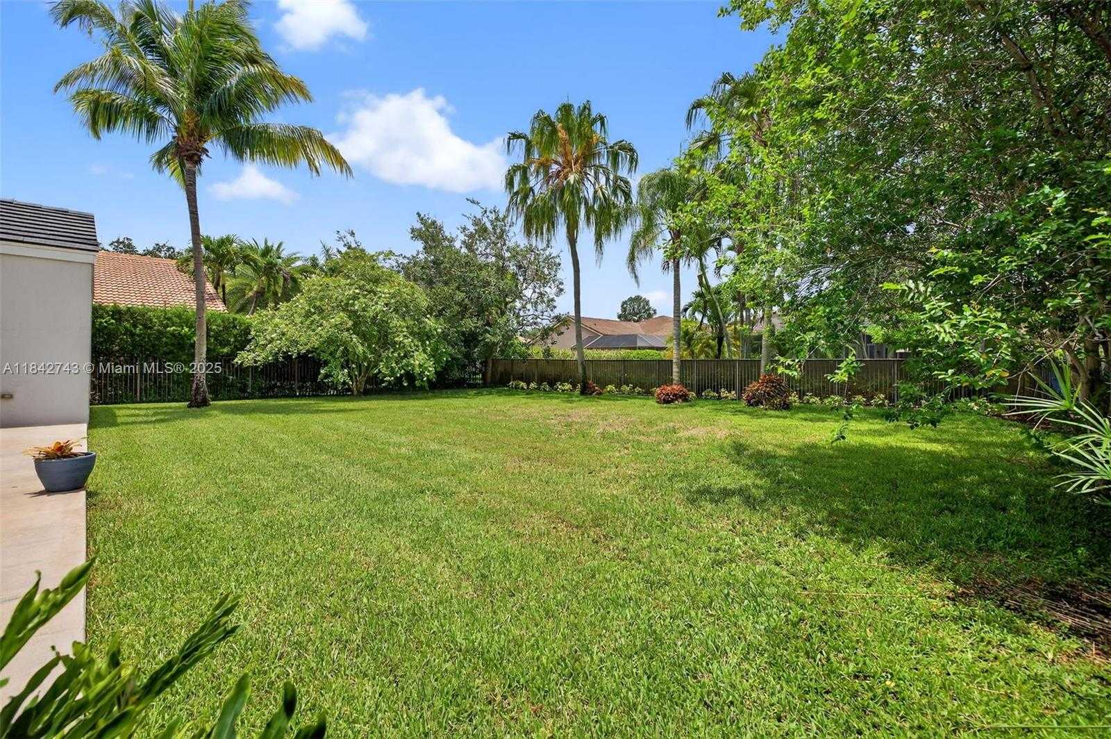 Small Image of 1347 GINGER CIR, Weston Number 58