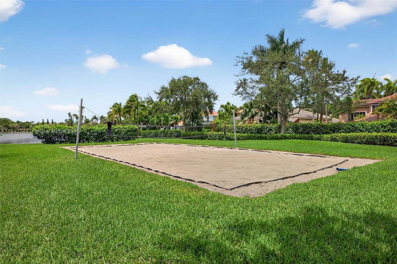 Small Image of 1347 GINGER CIR, Weston Number 66