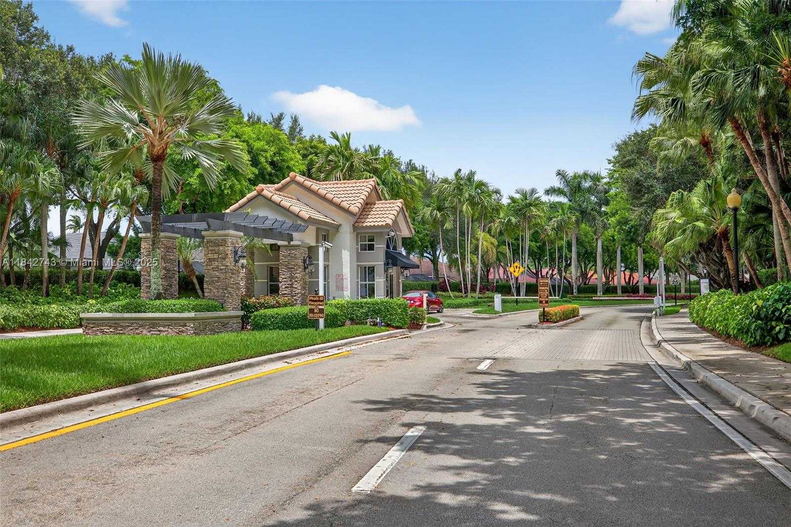 Small Image of 1347 GINGER CIR, Weston Number 68