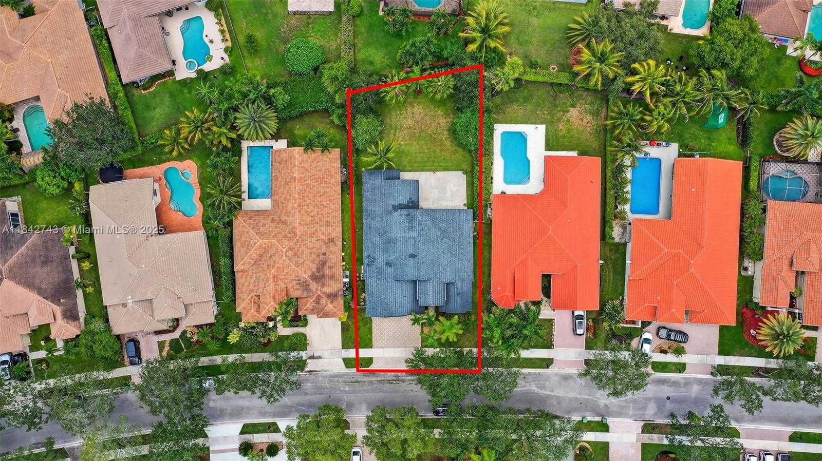 Small Image of 1347 GINGER CIR, Weston Number 72