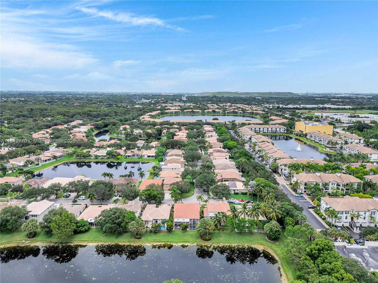 Small Image of 4811 NORTH WEST 55TH DR, Coconut Creek Number 44