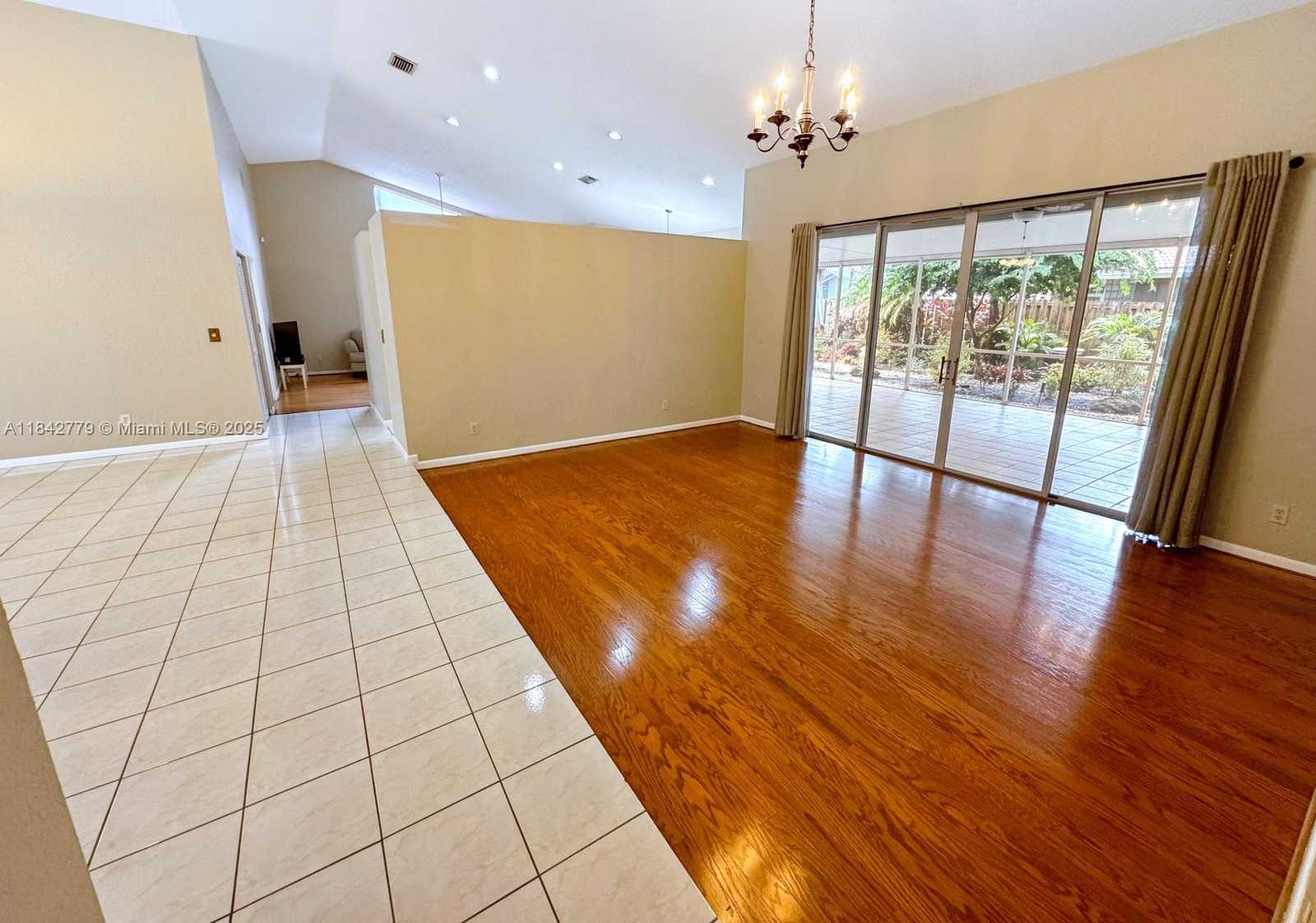 Small Image of 10621 PARIS ST, Cooper City Number 11