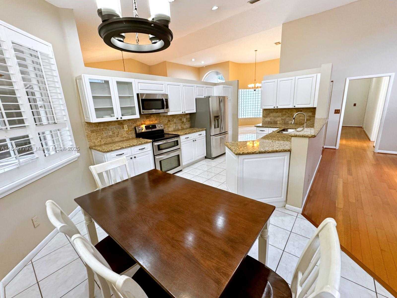 Small Image of 10621 PARIS ST, Cooper City Number 17