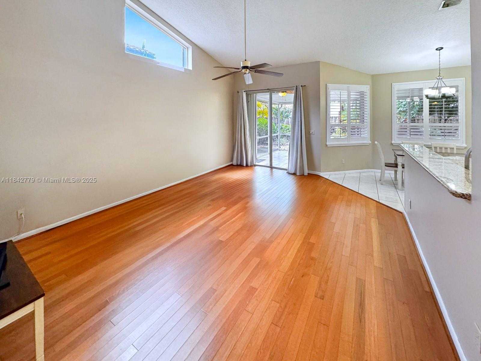 Small Image of 10621 PARIS ST, Cooper City Number 21
