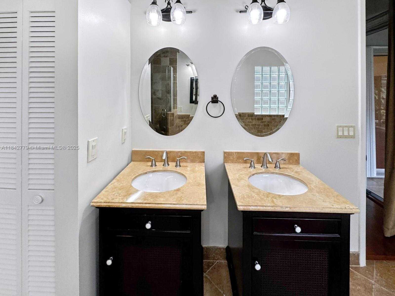 Small Image of 10621 PARIS ST, Cooper City Number 26