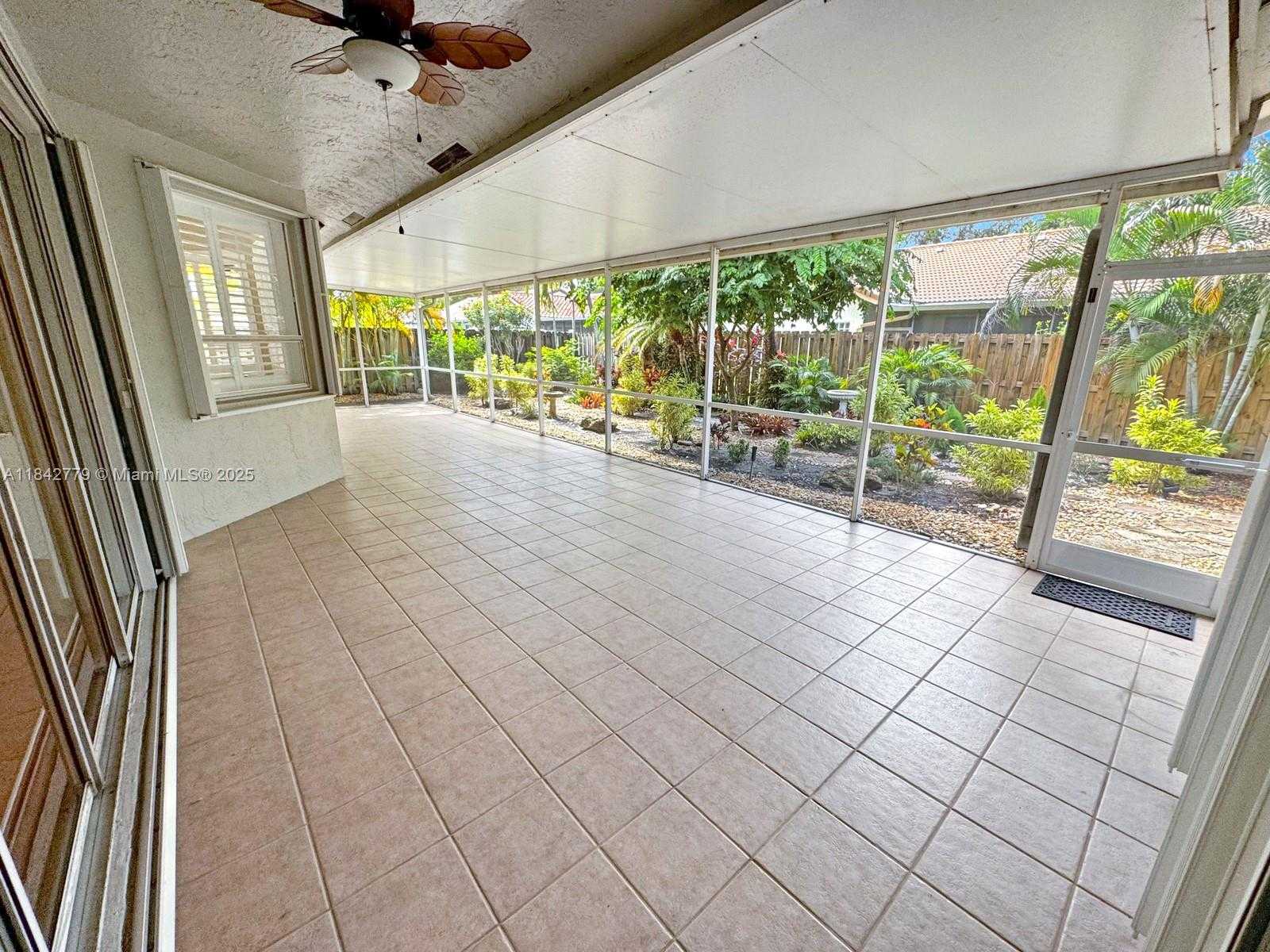 Small Image of 10621 PARIS ST, Cooper City Number 40
