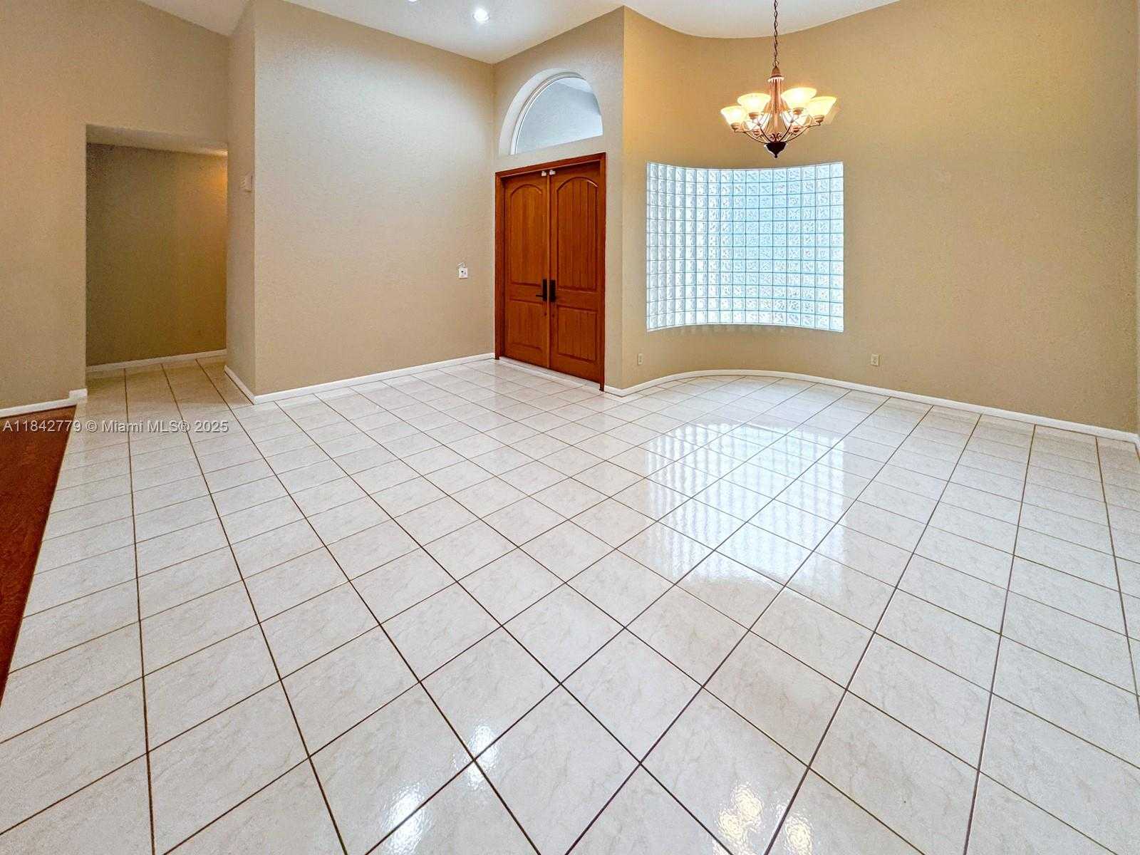 Small Image of 10621 PARIS ST, Cooper City Number 6