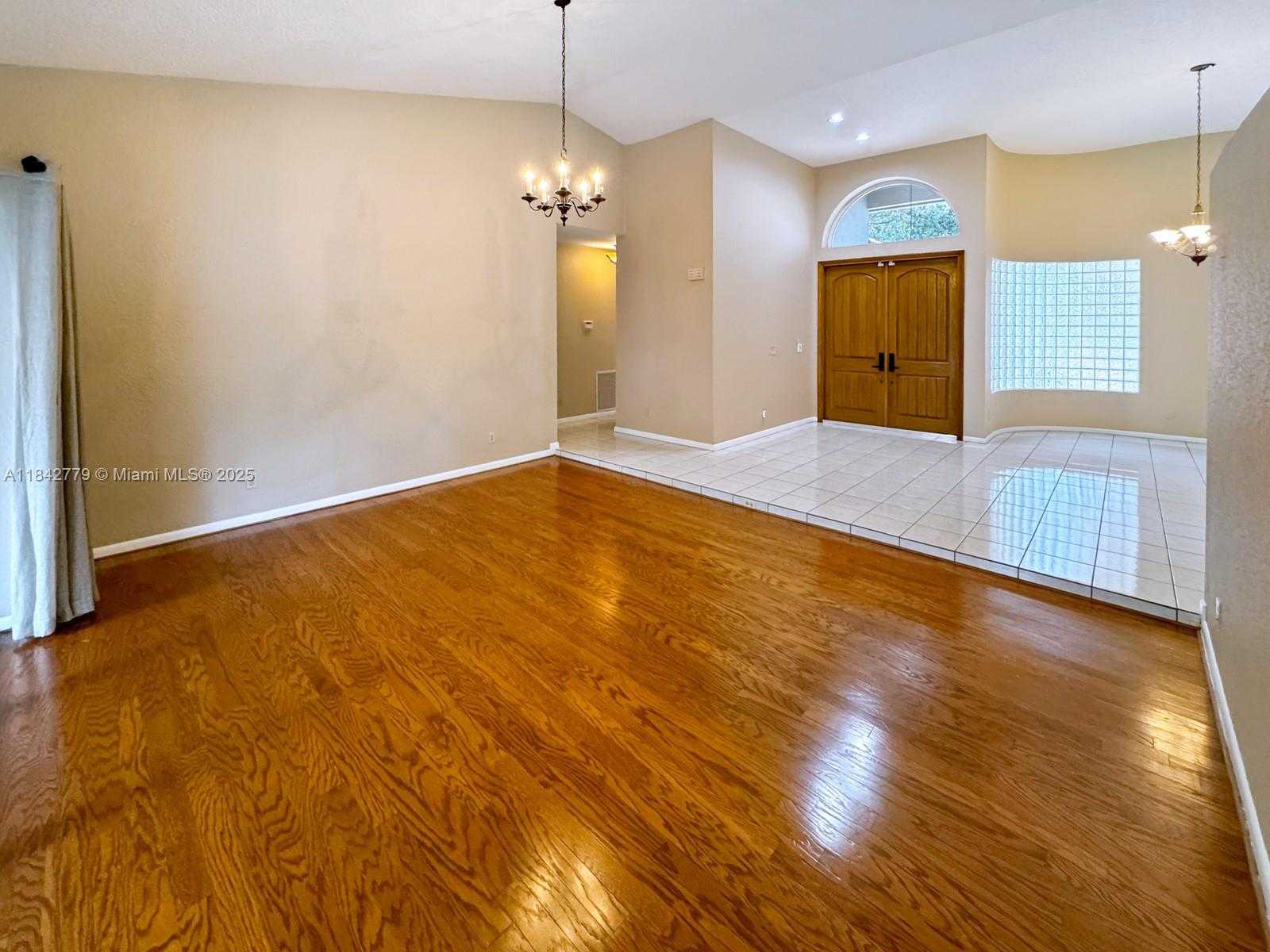 Small Image of 10621 PARIS ST, Cooper City Number 9