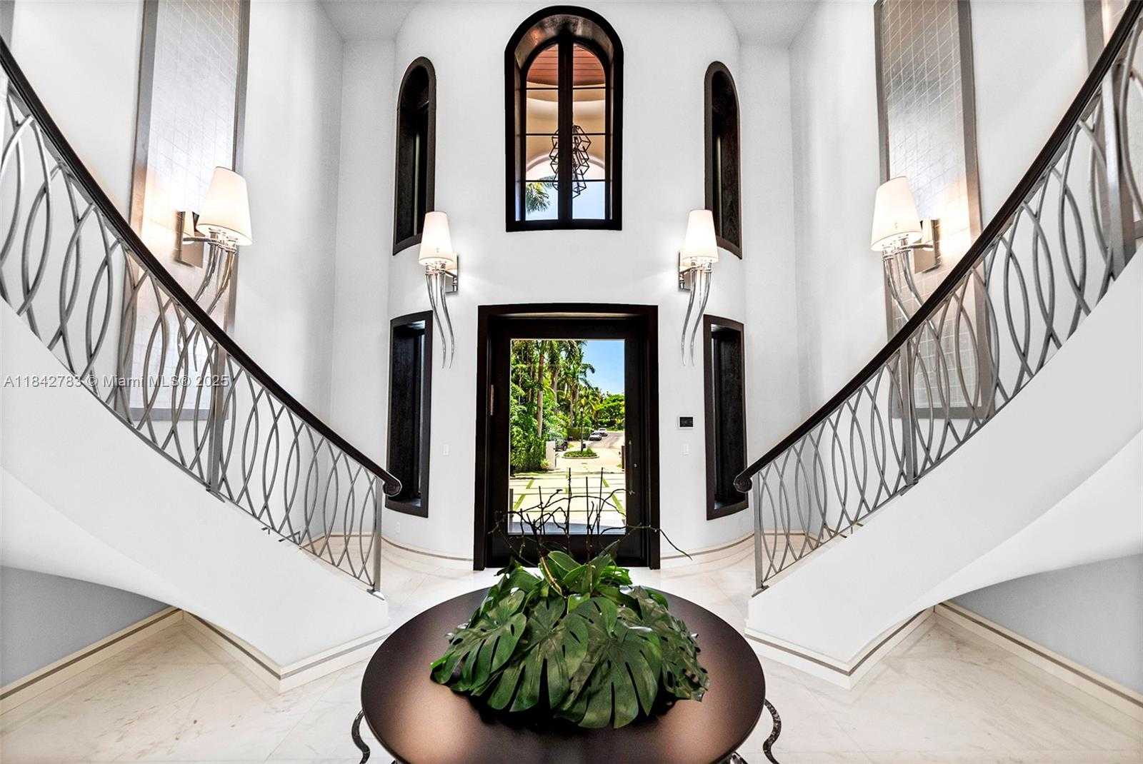 Small Image of 498 NORTH PARKWAY PKWY, Golden Beach Number 12