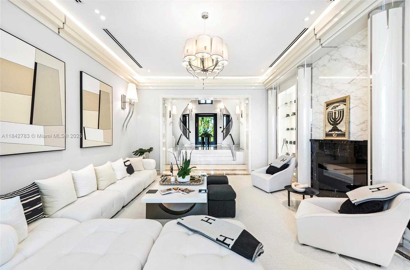 Small Image of 498 NORTH PARKWAY PKWY, Golden Beach Number 17