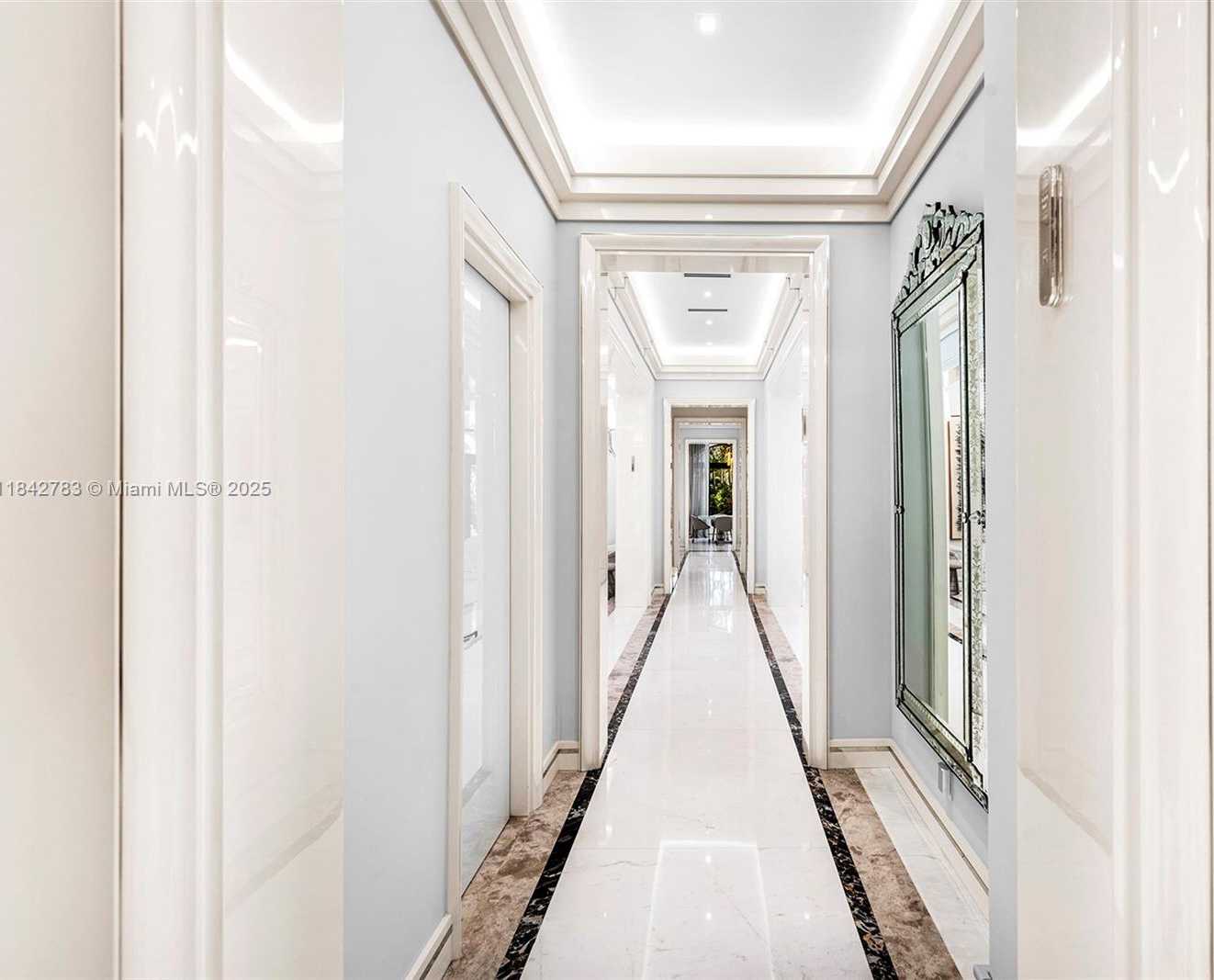 Small Image of 498 NORTH PARKWAY PKWY, Golden Beach Number 19