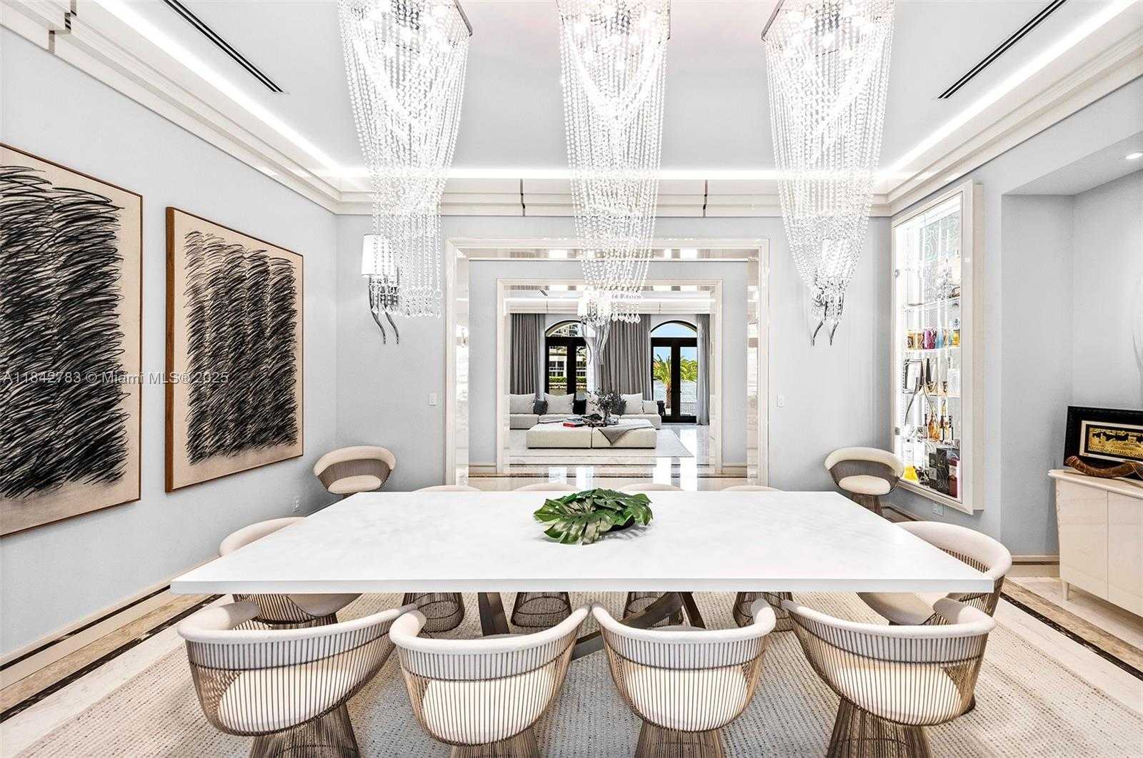 Small Image of 498 NORTH PARKWAY PKWY, Golden Beach Number 31