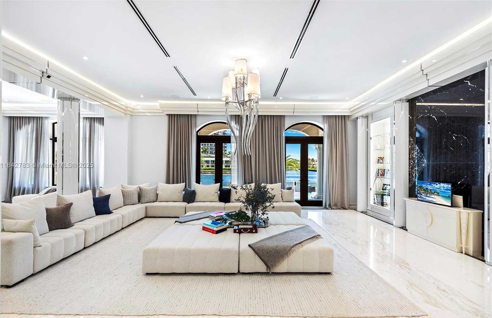 Small Image of 498 NORTH PARKWAY PKWY, Golden Beach Number 43