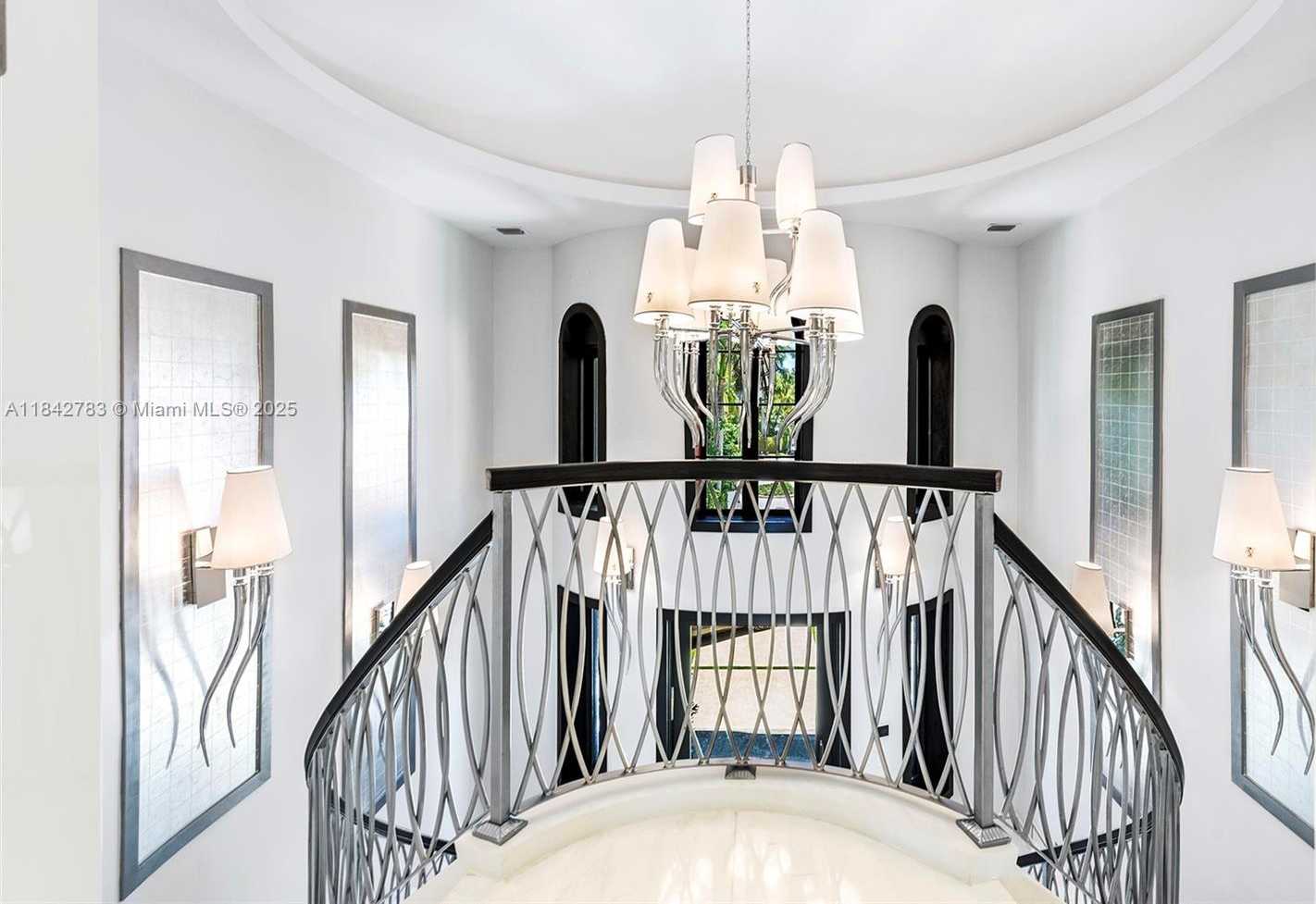 Small Image of 498 NORTH PARKWAY PKWY, Golden Beach Number 46