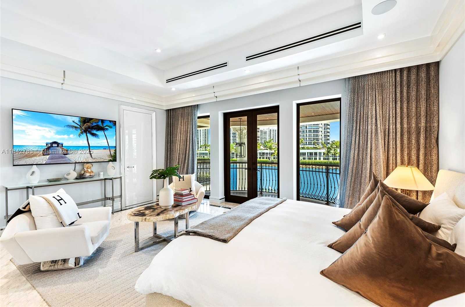 Small Image of 498 NORTH PARKWAY PKWY, Golden Beach Number 50