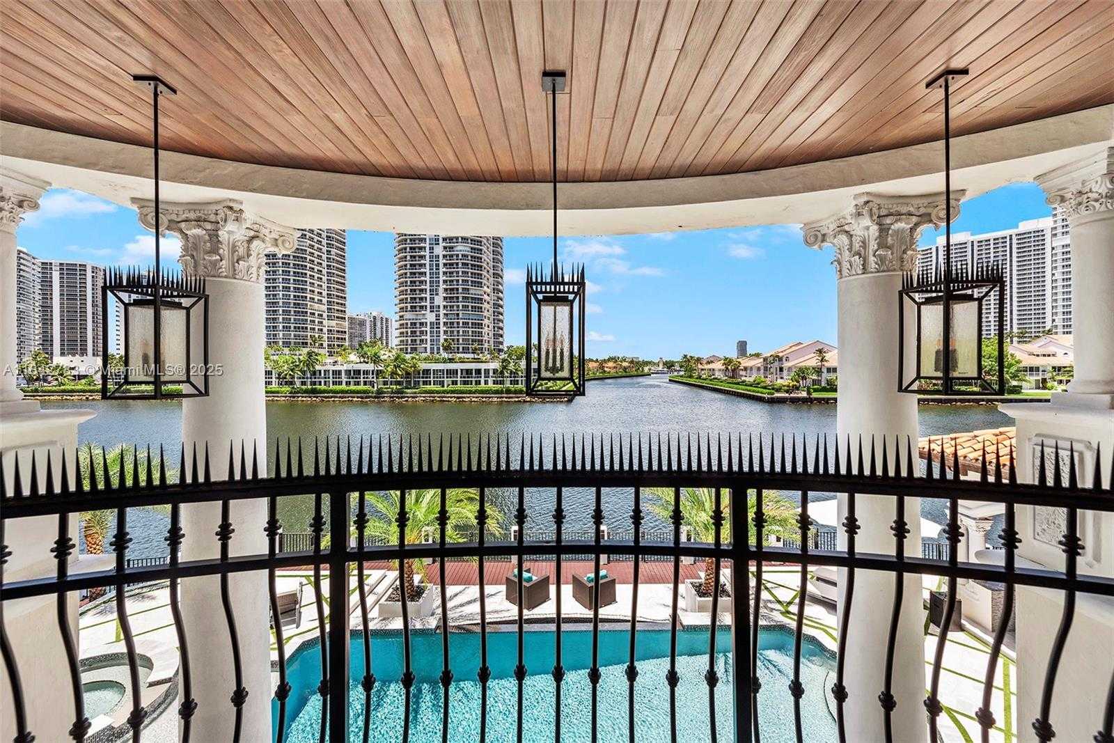 Small Image of 498 NORTH PARKWAY PKWY, Golden Beach Number 52