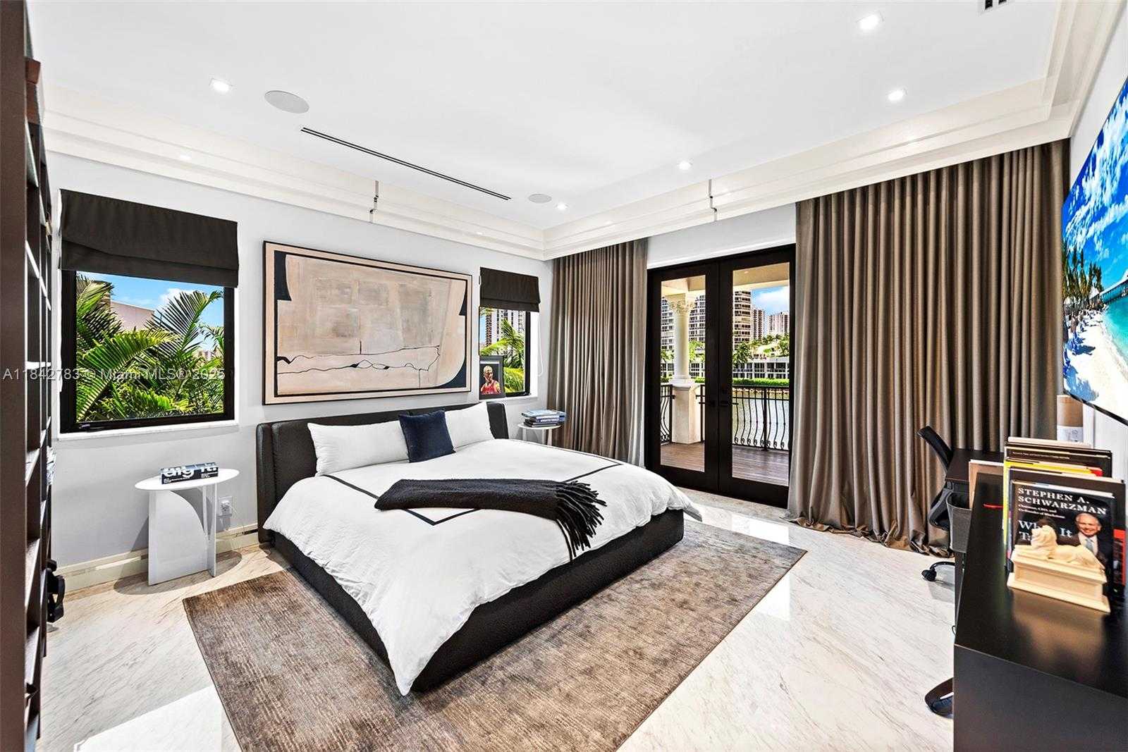 Small Image of 498 NORTH PARKWAY PKWY, Golden Beach Number 61