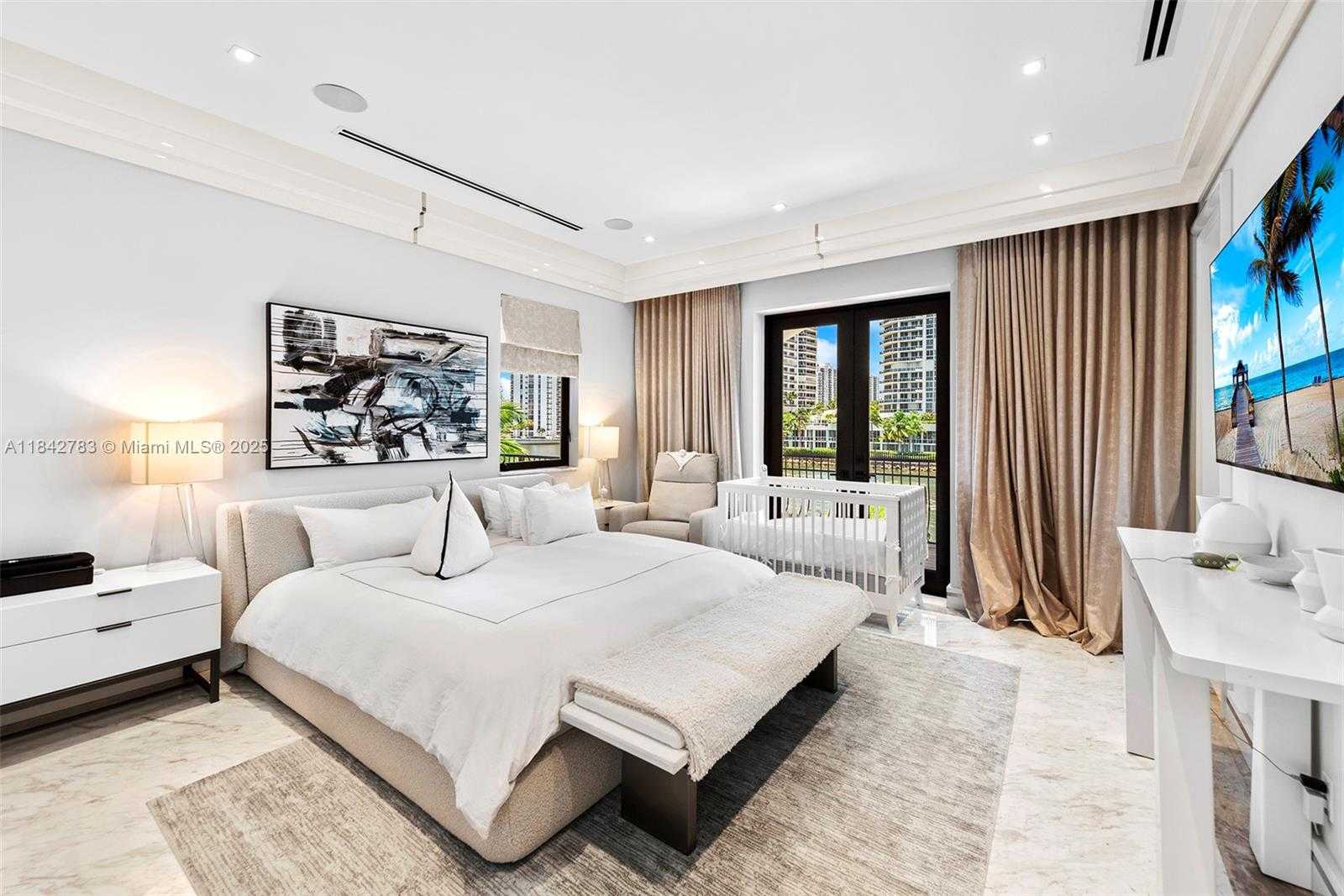 Small Image of 498 NORTH PARKWAY PKWY, Golden Beach Number 65