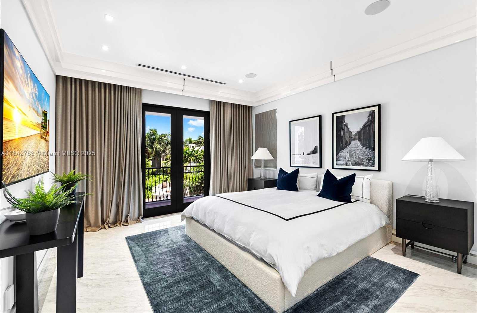 Small Image of 498 NORTH PARKWAY PKWY, Golden Beach Number 70