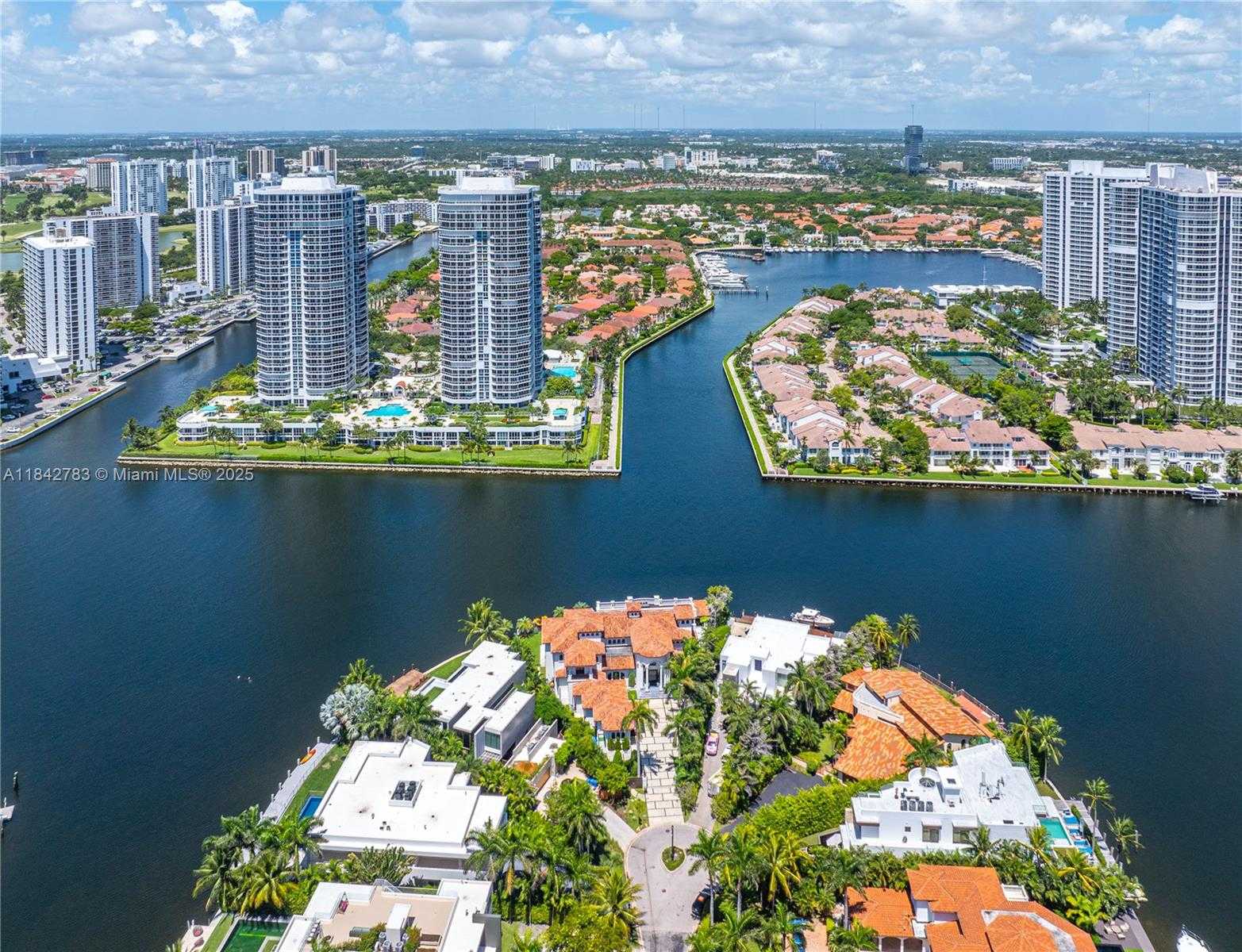 Small Image of 498 NORTH PARKWAY PKWY, Golden Beach Number 80