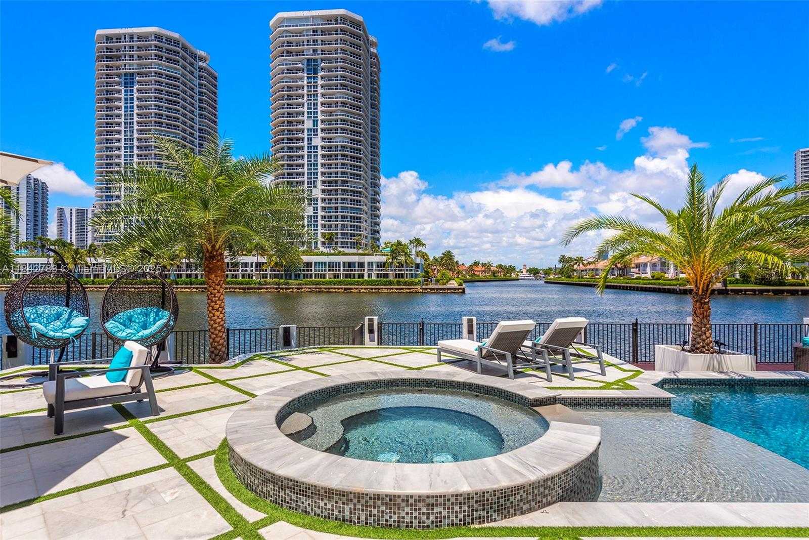 Small Image of 498 NORTH PARKWAY PKWY, Golden Beach Number 86