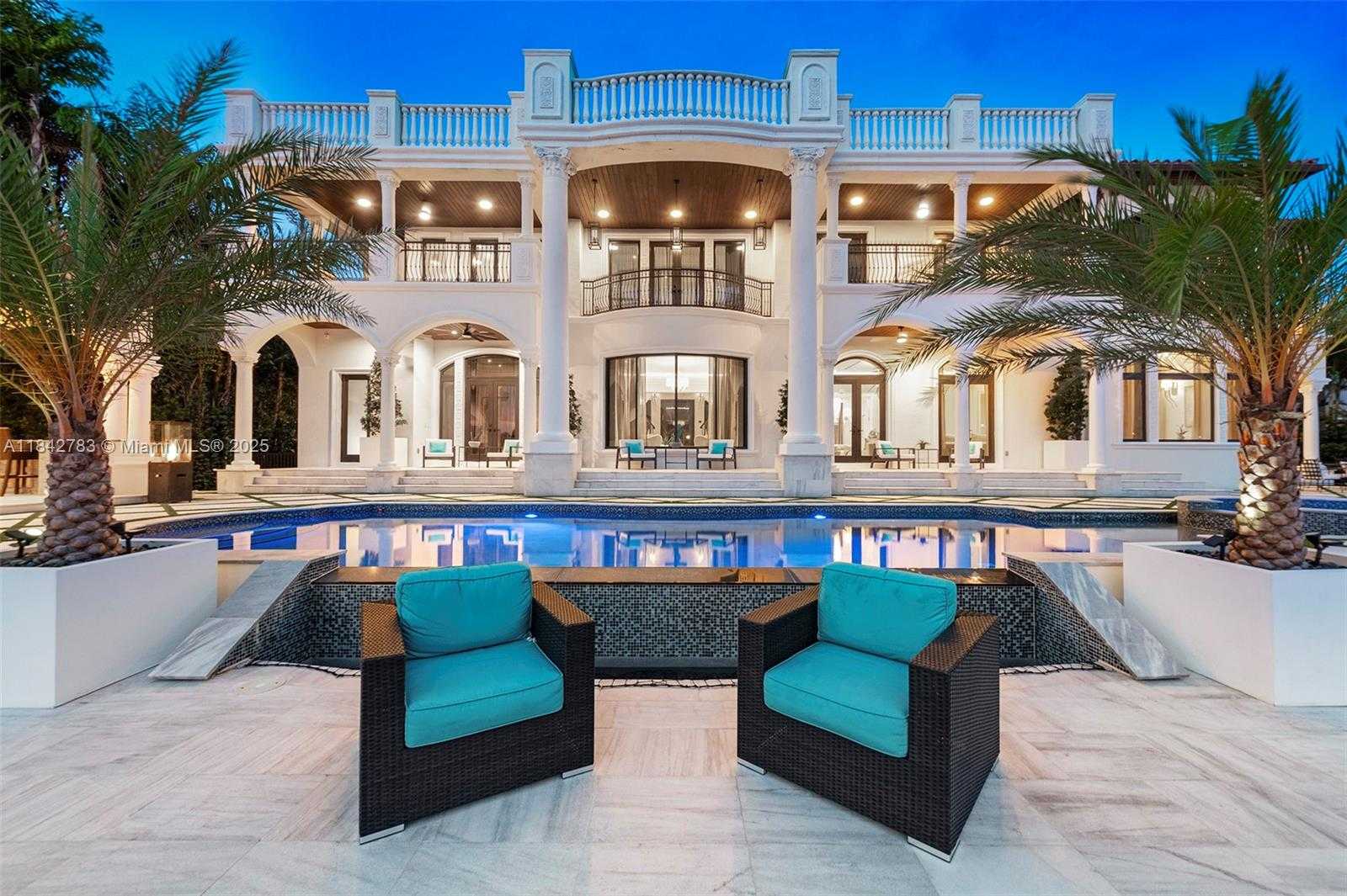 Small Image of 498 NORTH PARKWAY PKWY, Golden Beach Number 99