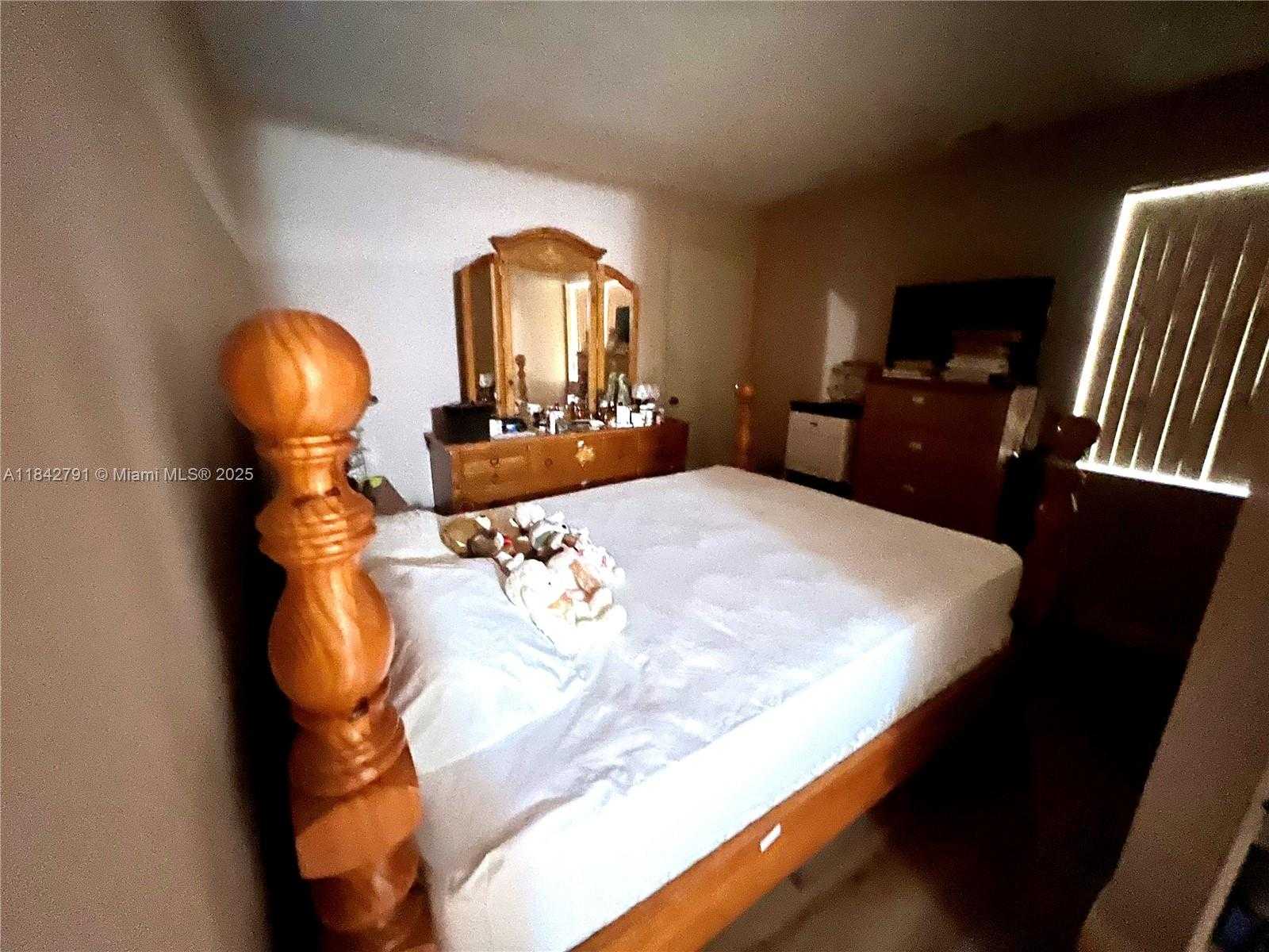 Small Image of 25935 SOUTH WEST 123RD AVE, Homestead Number 18