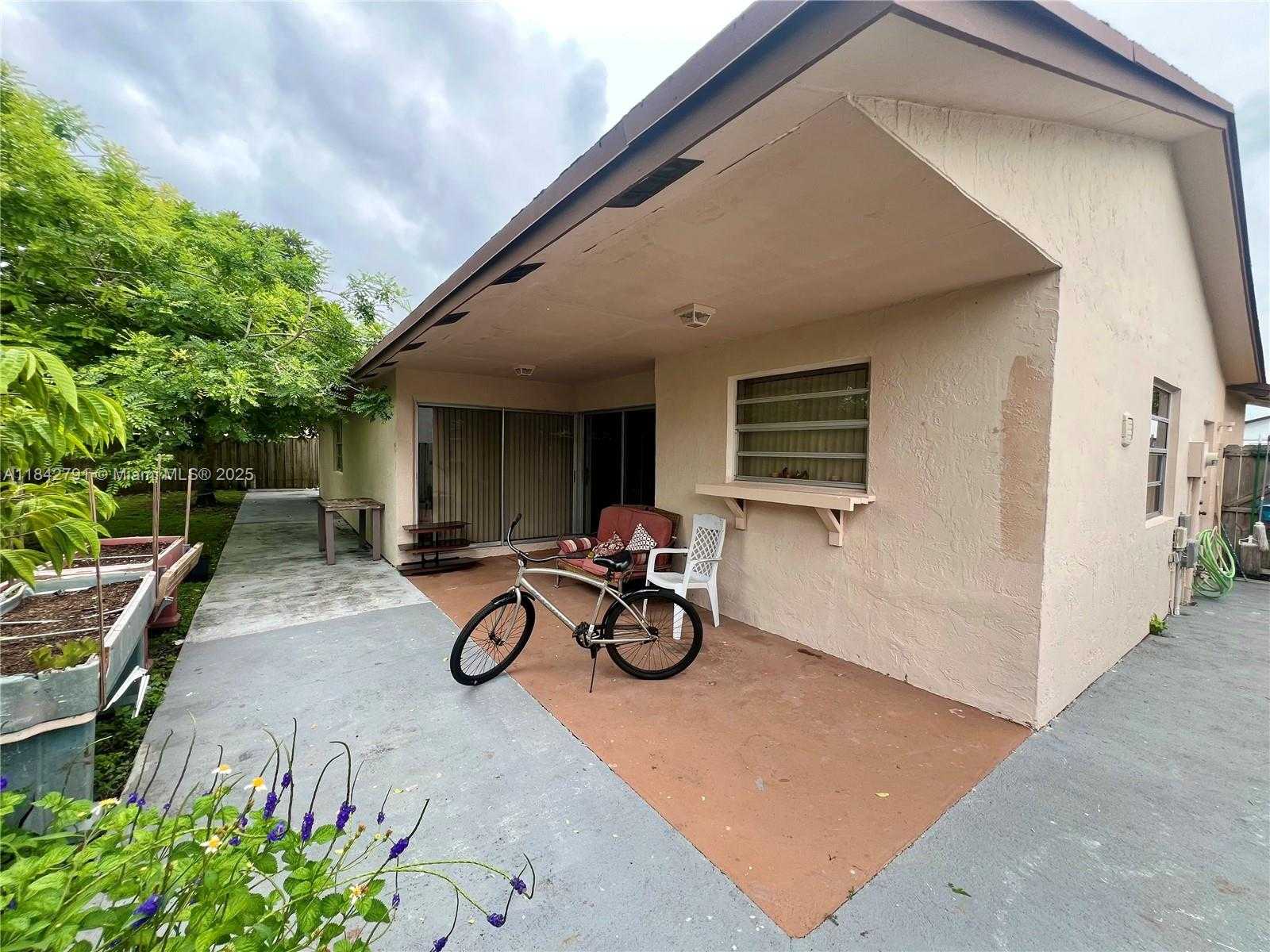 Small Image of 25935 SOUTH WEST 123RD AVE, Homestead Number 21