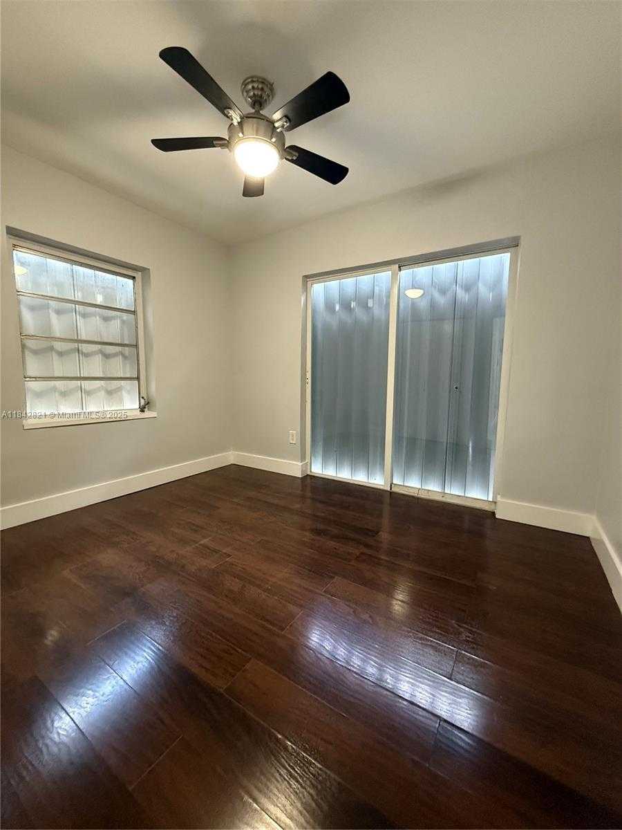Small Image of 12235 NORTH EAST 12TH PL, North Miami Number 10