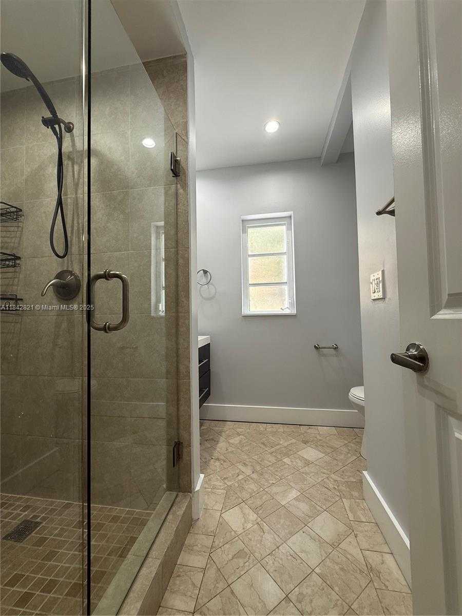 Small Image of 12235 NORTH EAST 12TH PL, North Miami Number 9