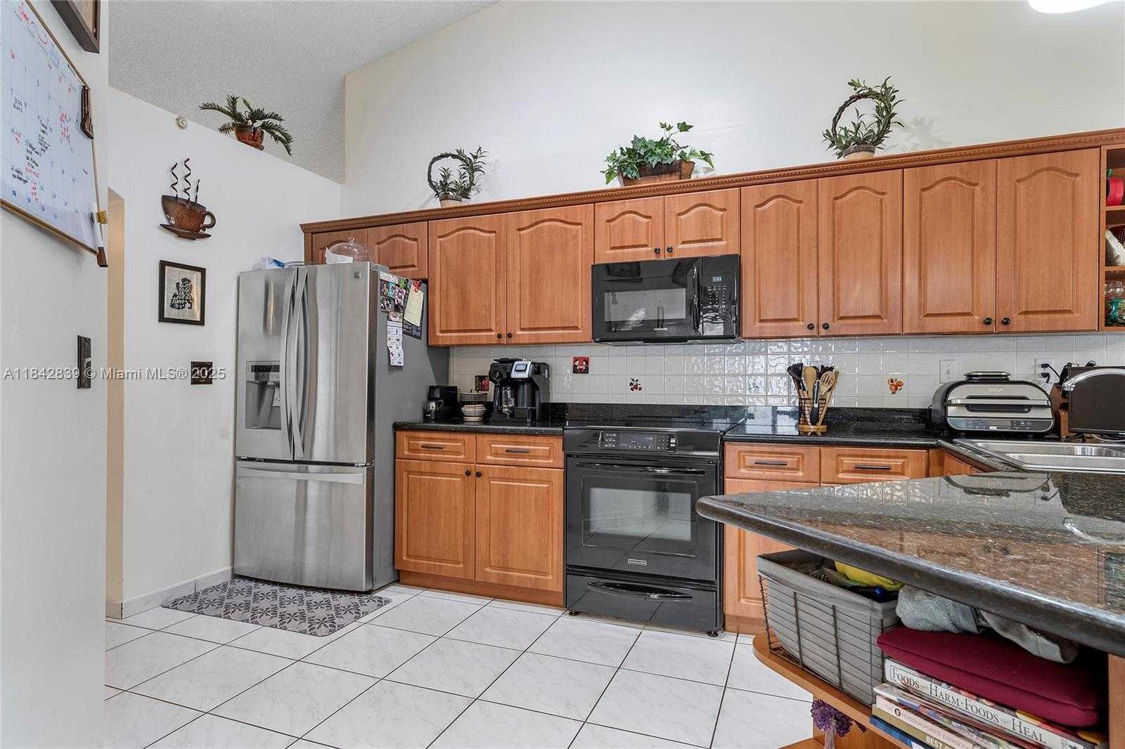 Small Image of 1841 SOUTH WEST 124TH WAY, Miramar Number 11