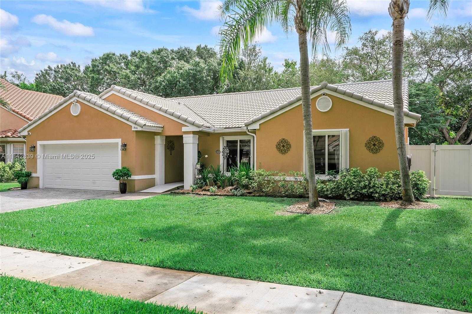 Small Image of 1841 SOUTH WEST 124TH WAY, Miramar Number 2
