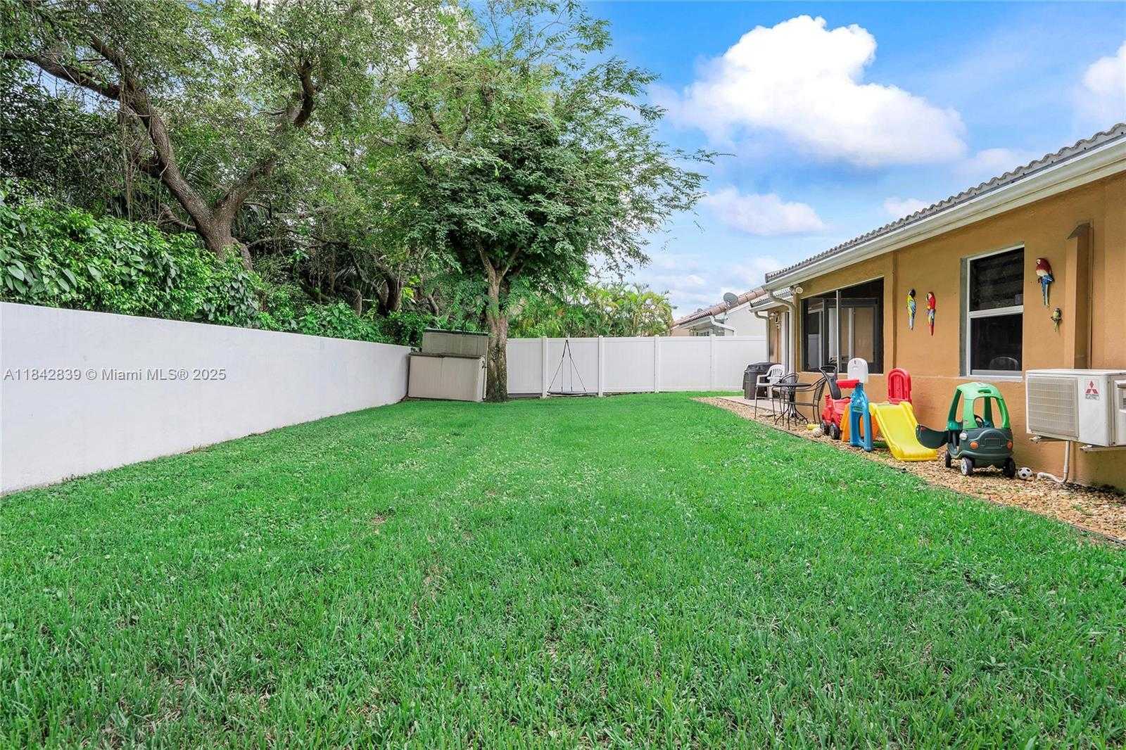Small Image of 1841 SOUTH WEST 124TH WAY, Miramar Number 33