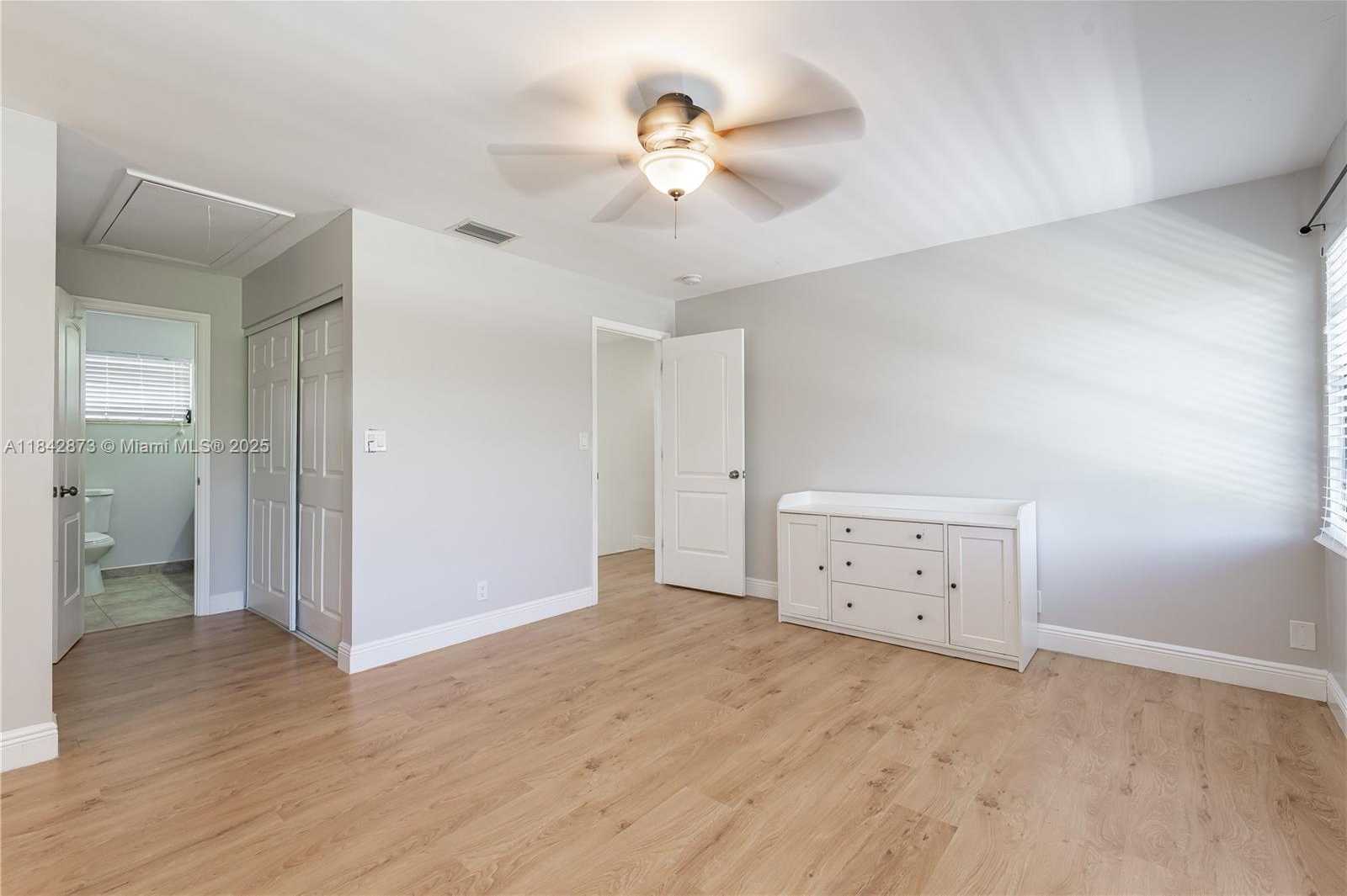 Small Image of 3930 SOUTH WEST 82ND TER, Davie Number 20