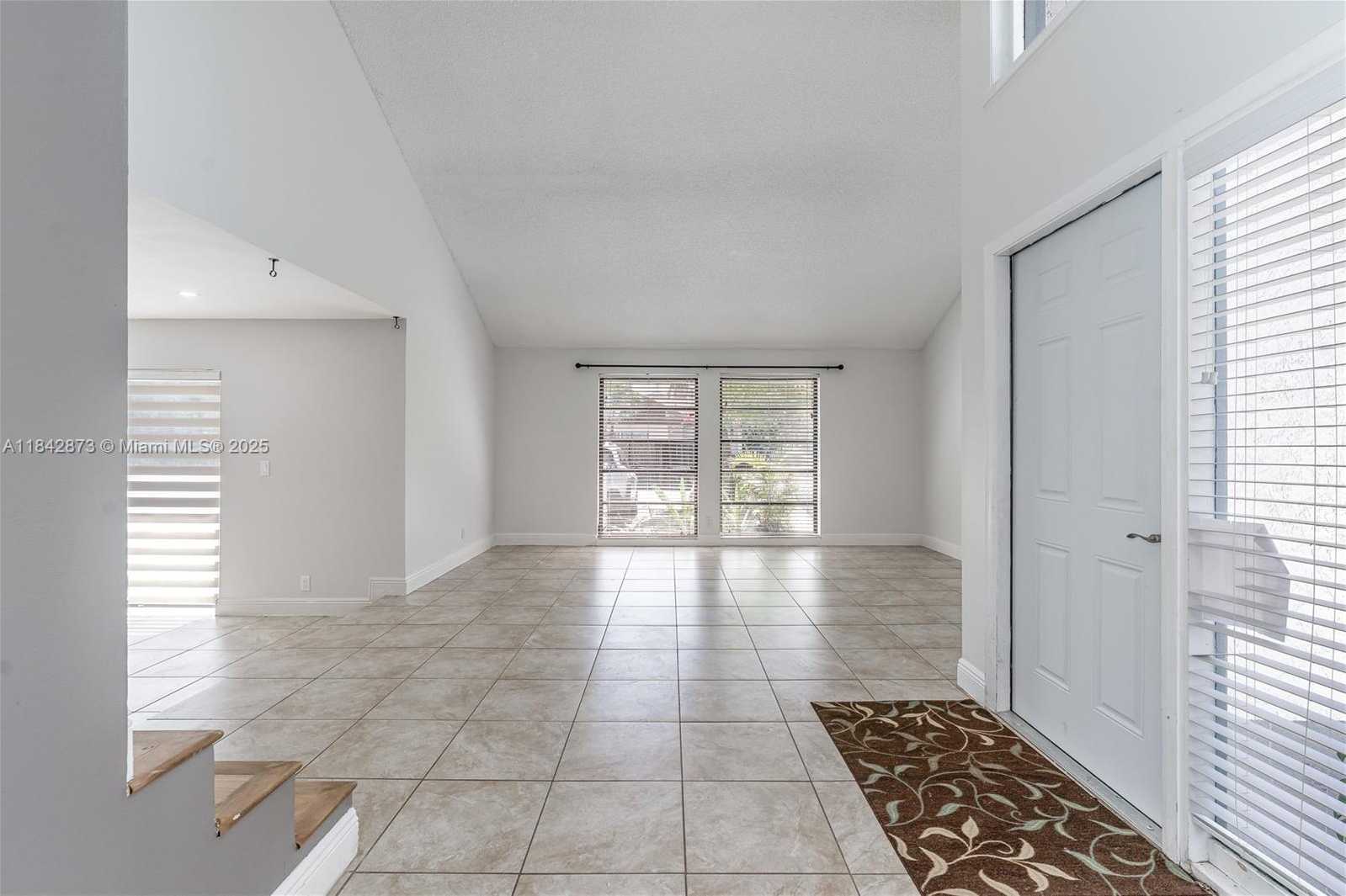 Small Image of 3930 SOUTH WEST 82ND TER, Davie Number 4